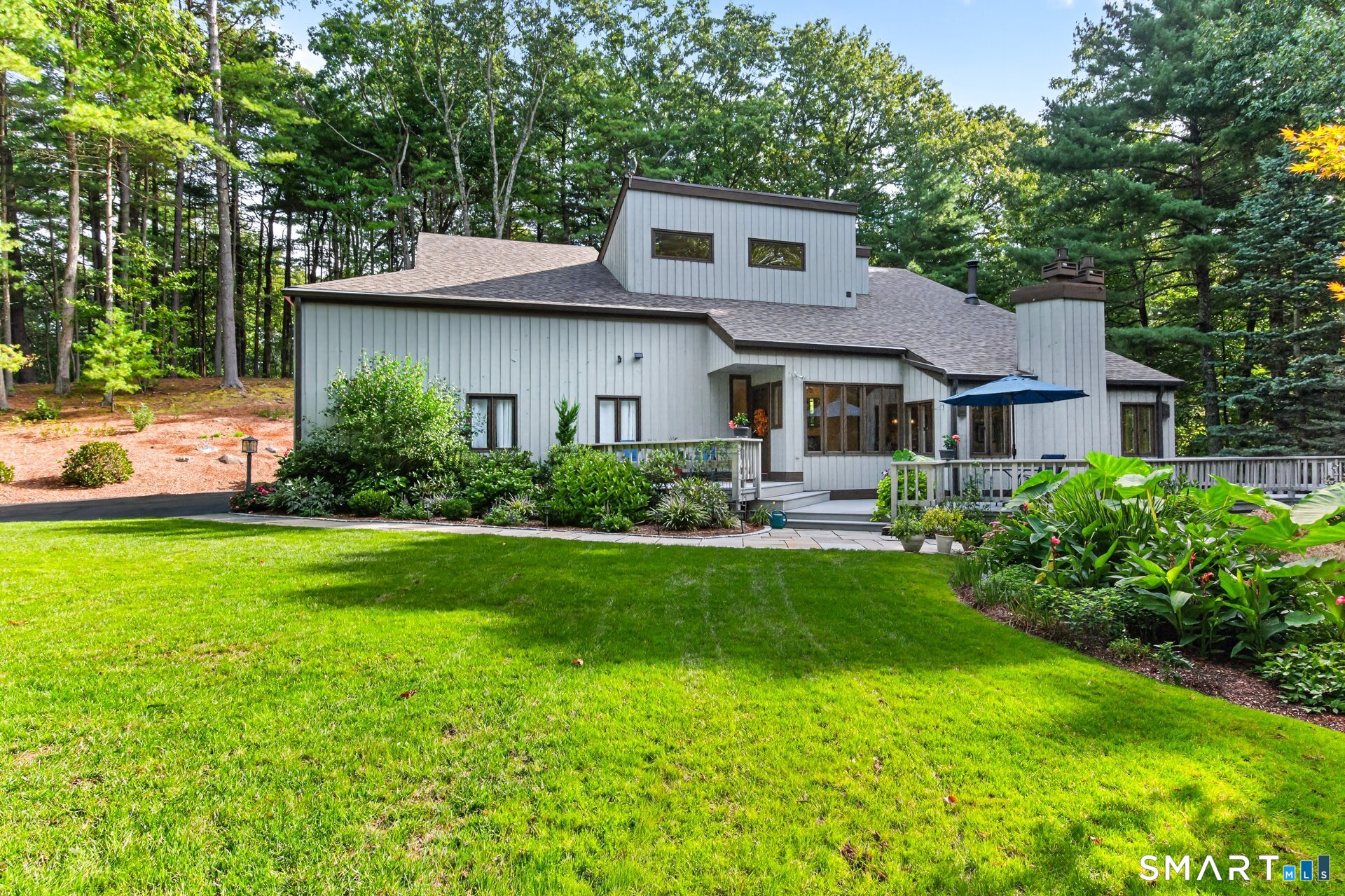 12 Hawley Hill Road