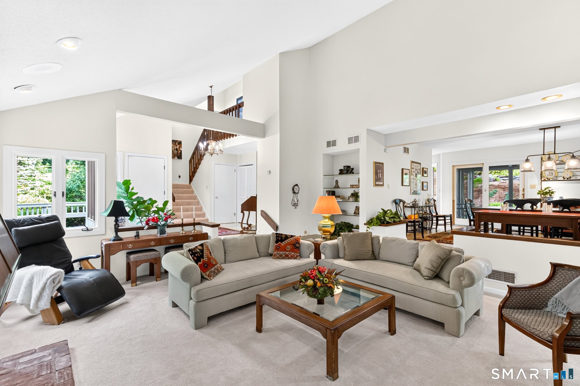 12 Hawley Hill Road photo 8