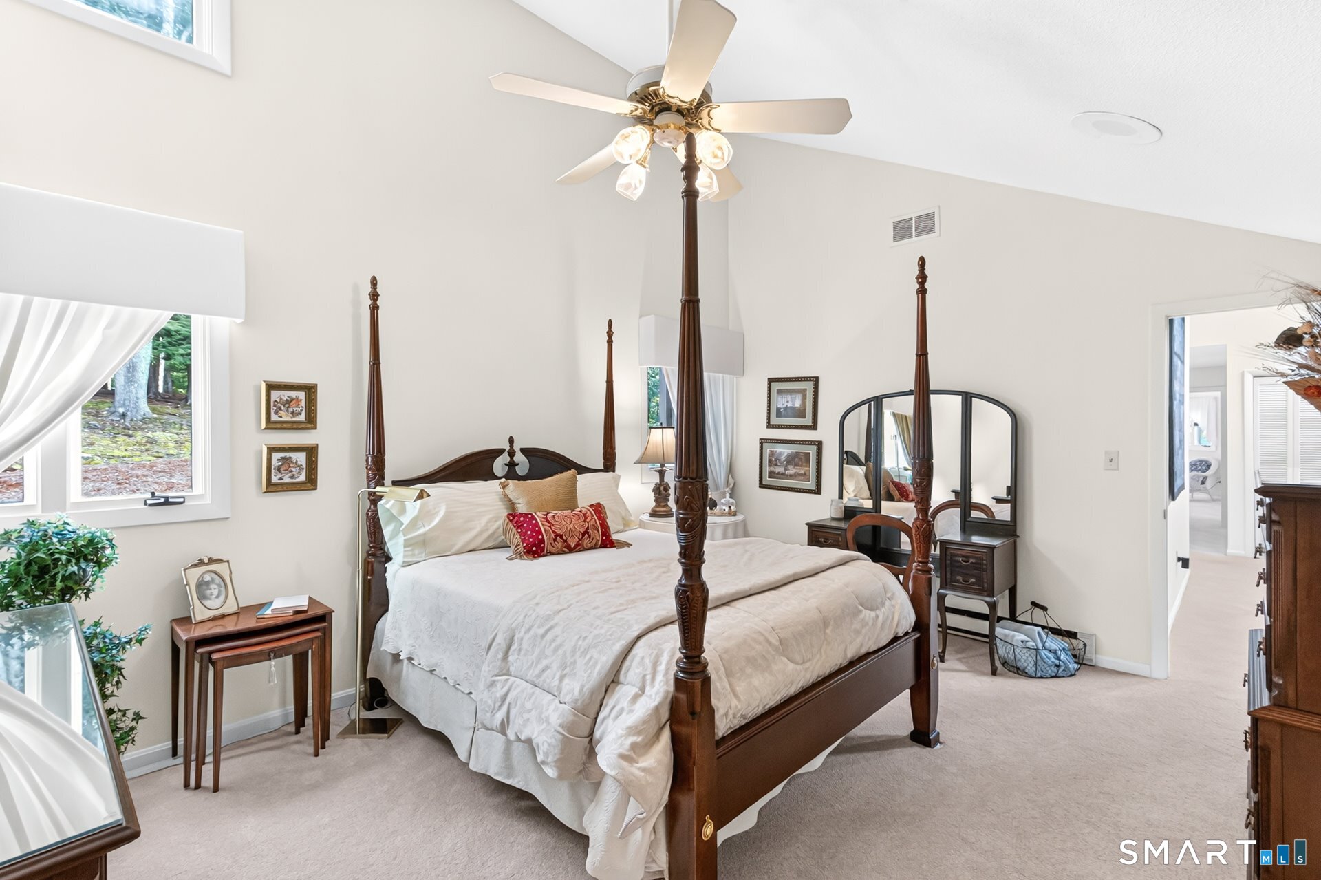 12 Hawley Hill Road photo 34