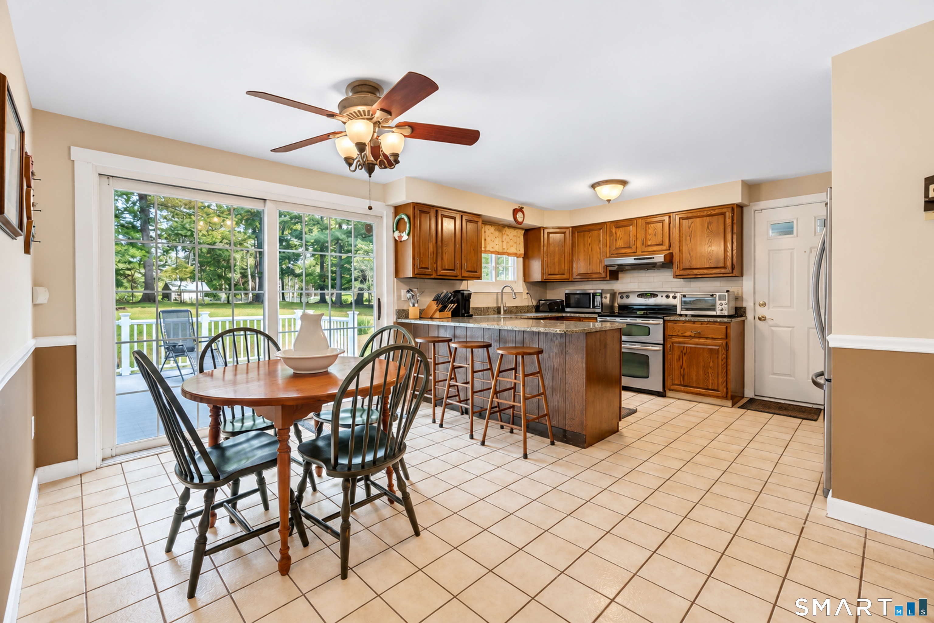 21 Perkins Drive photo 10