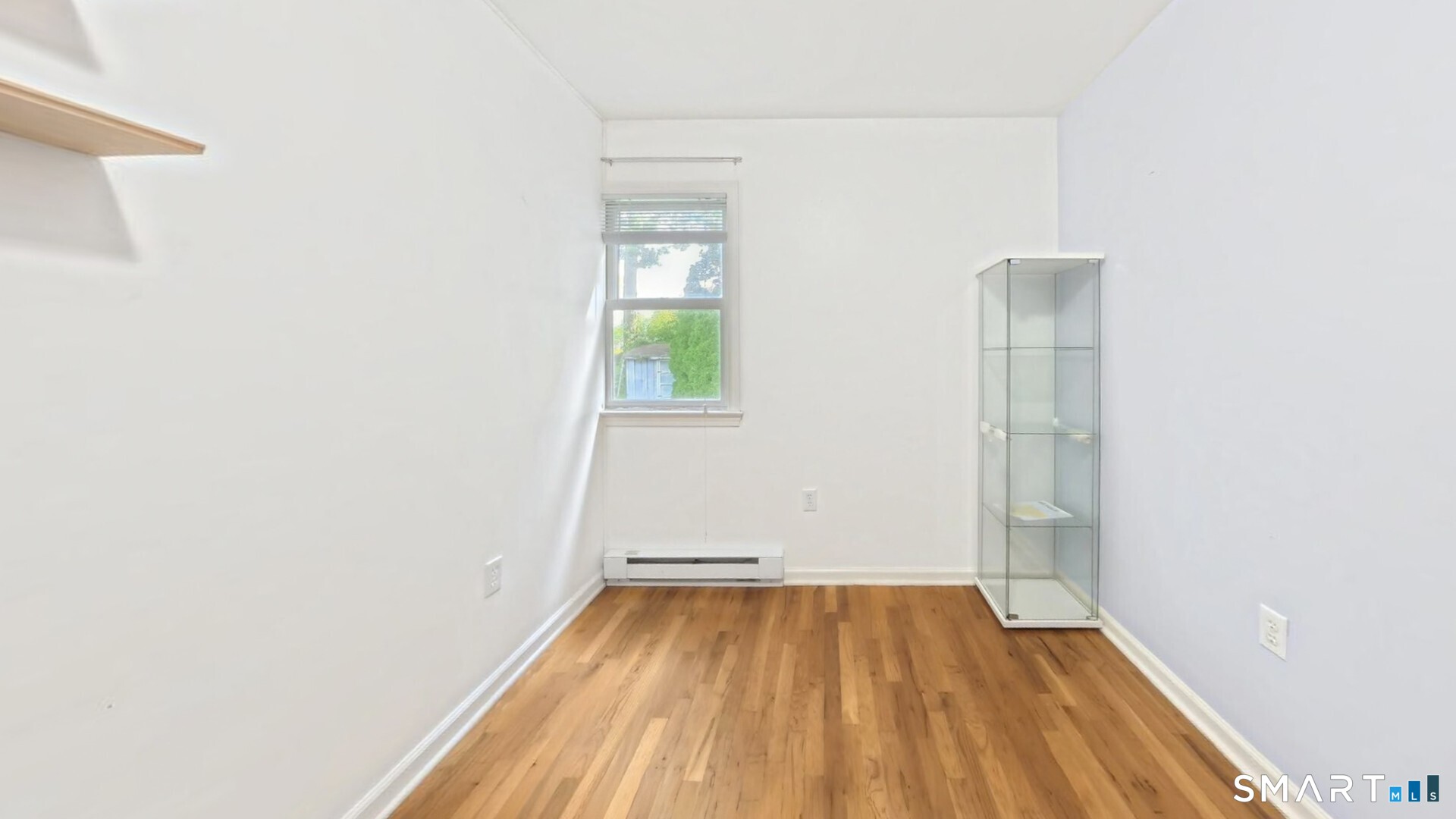 336 Barnum Ter Extension photo 18