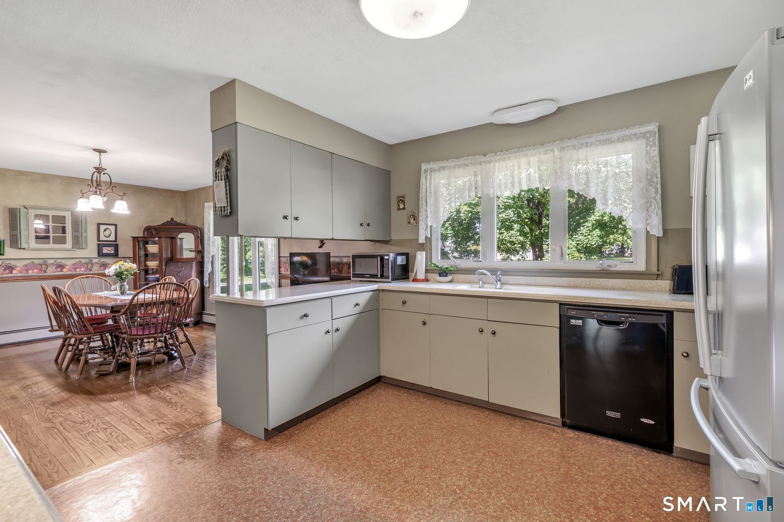 531 Blacks Road photo 15