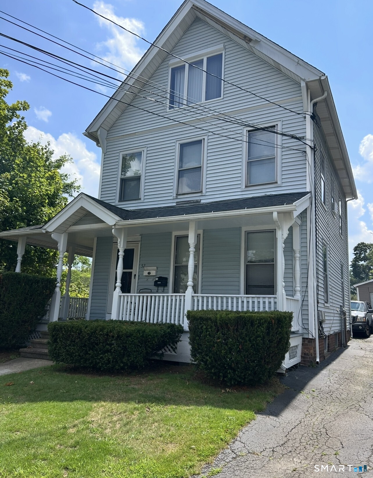 52 Putnam Avenue