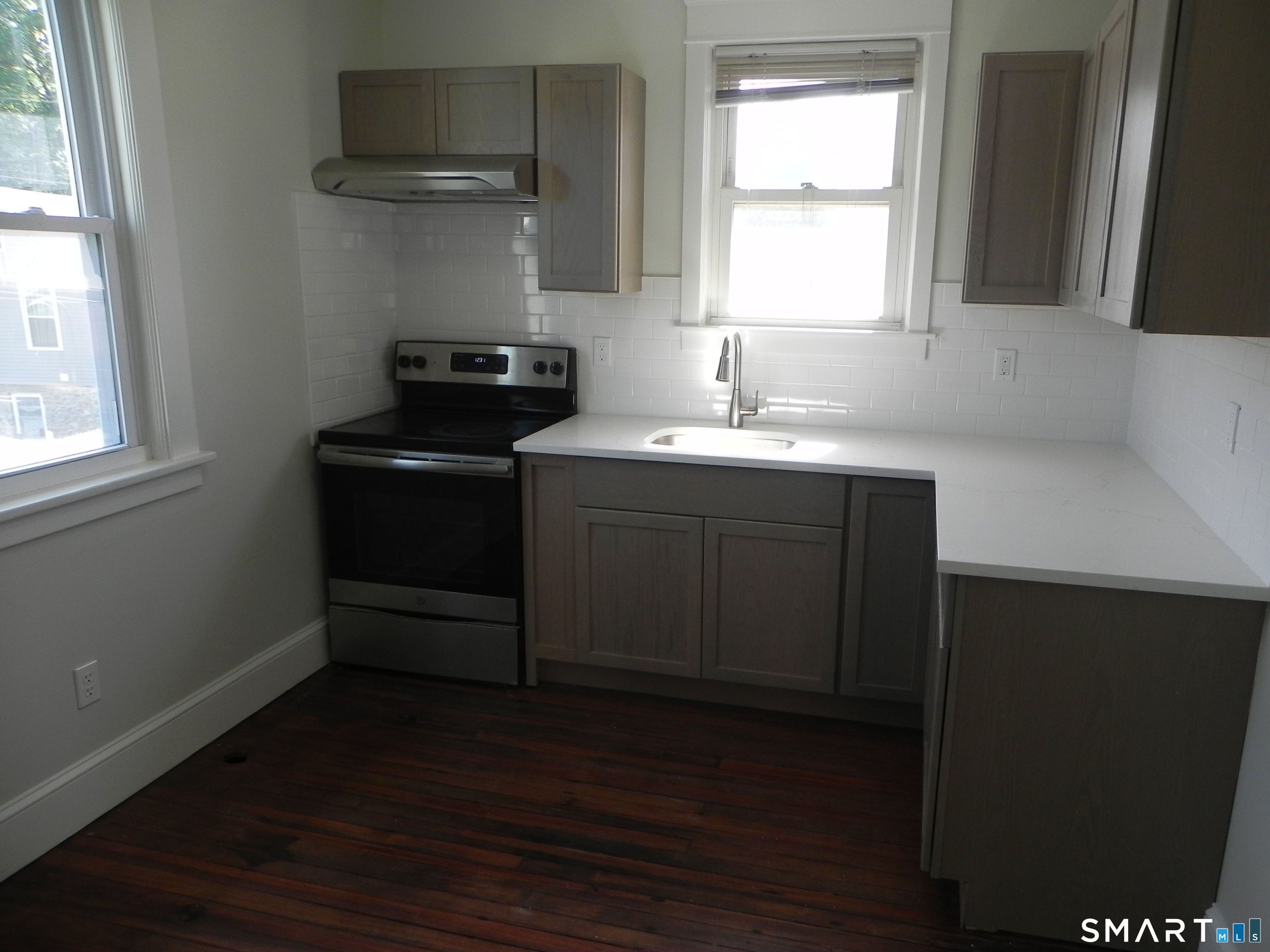 67 Fairfield Avenue, Norwalk, Connecticut photo 2