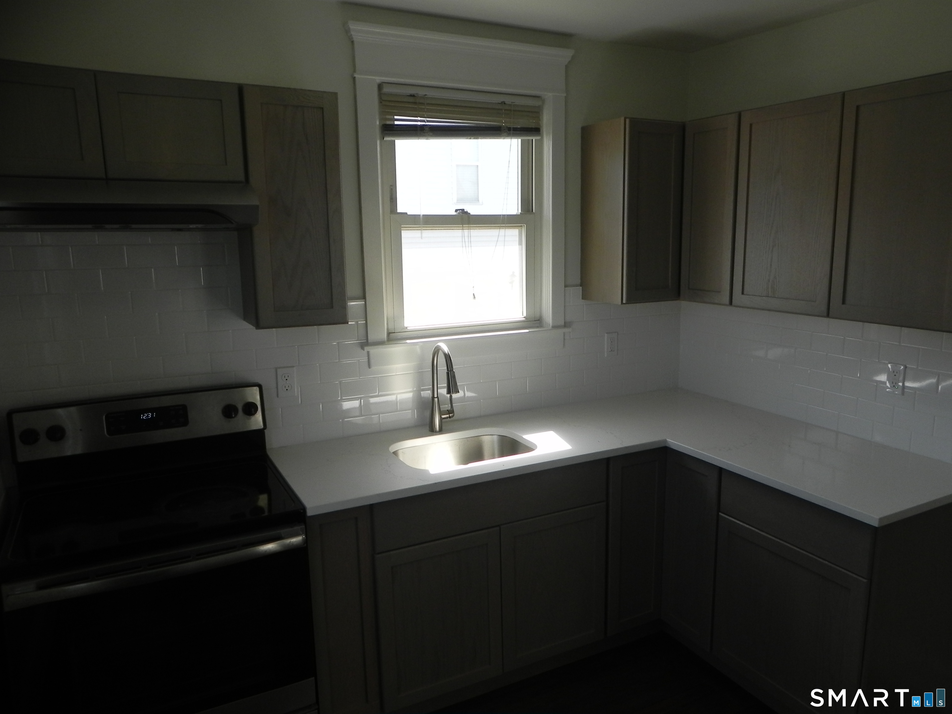 67 Fairfield Avenue, Norwalk, Connecticut photo 3