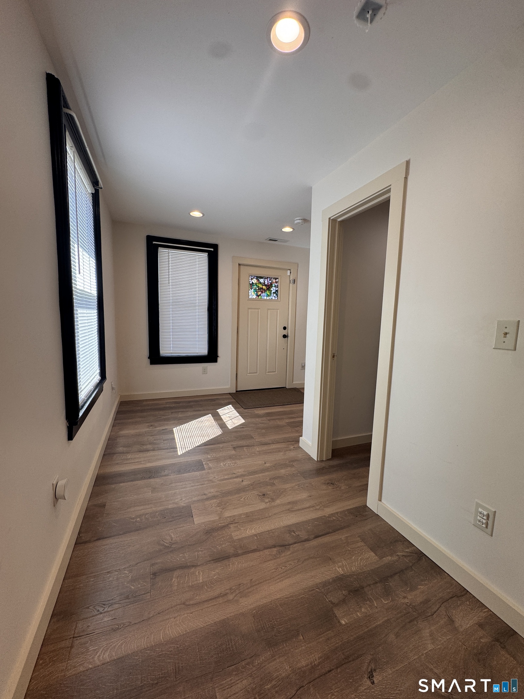 54 Chestnut Street photo 17