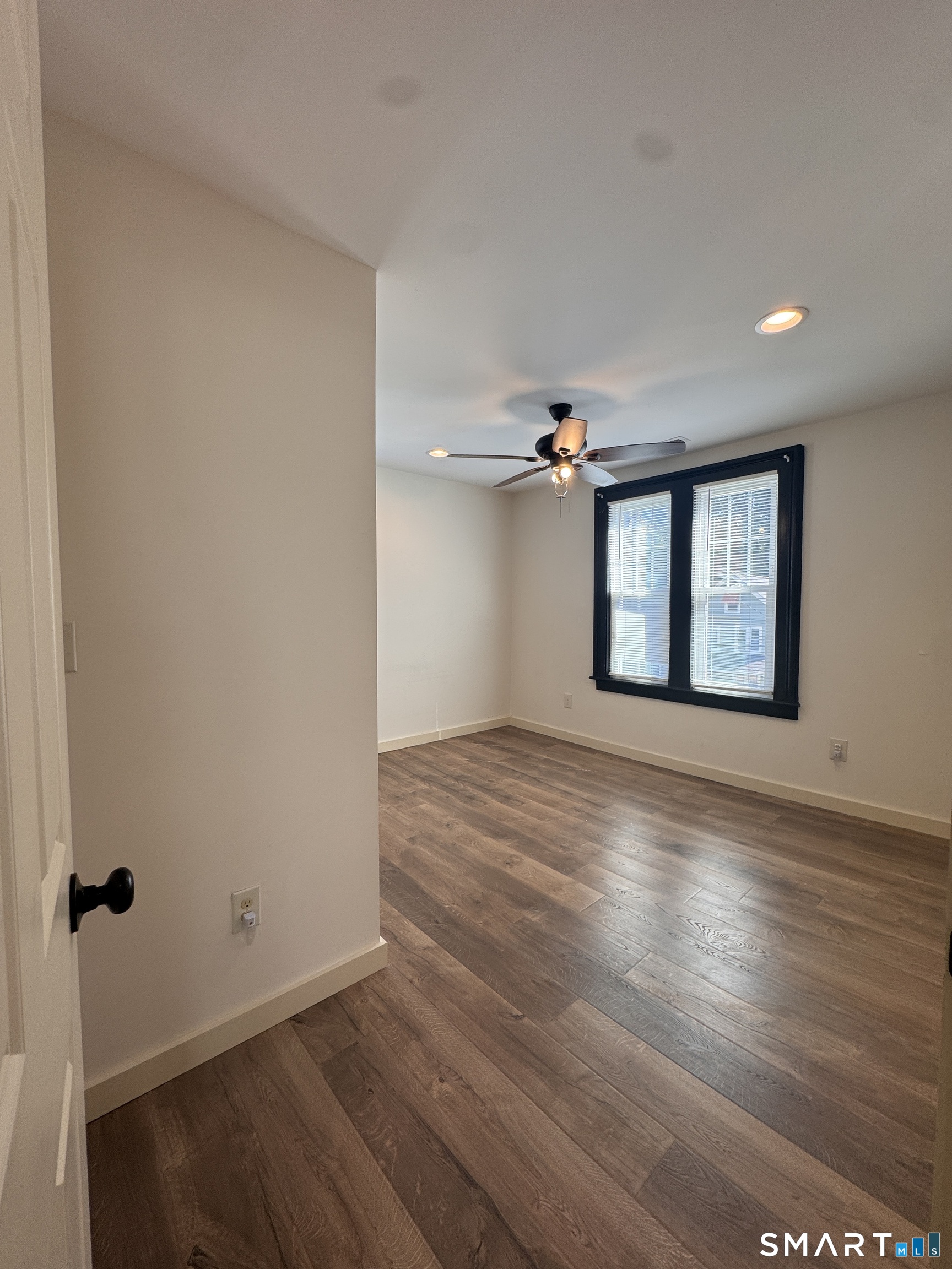 54 Chestnut Street photo 14