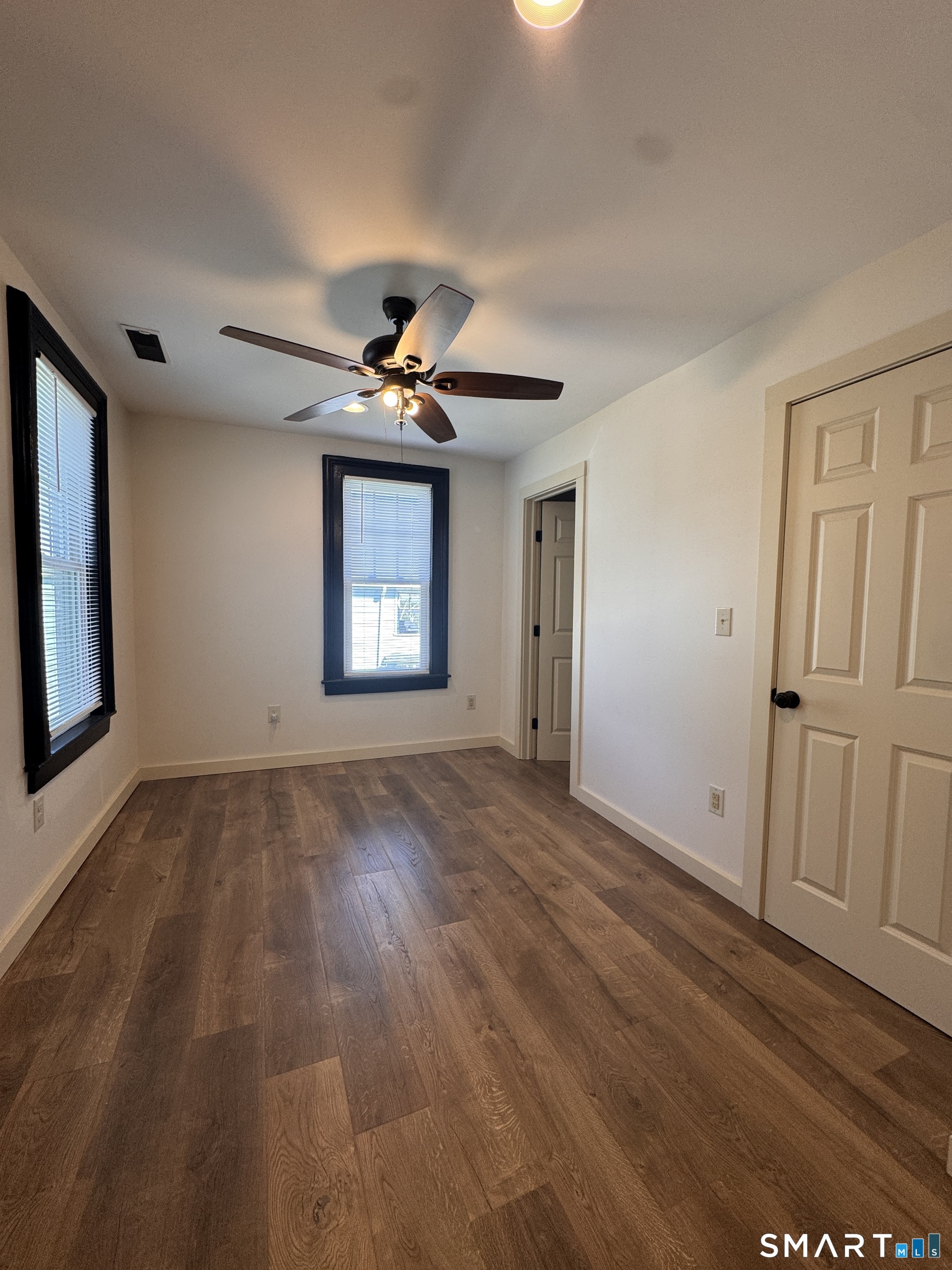 54 Chestnut Street photo 11