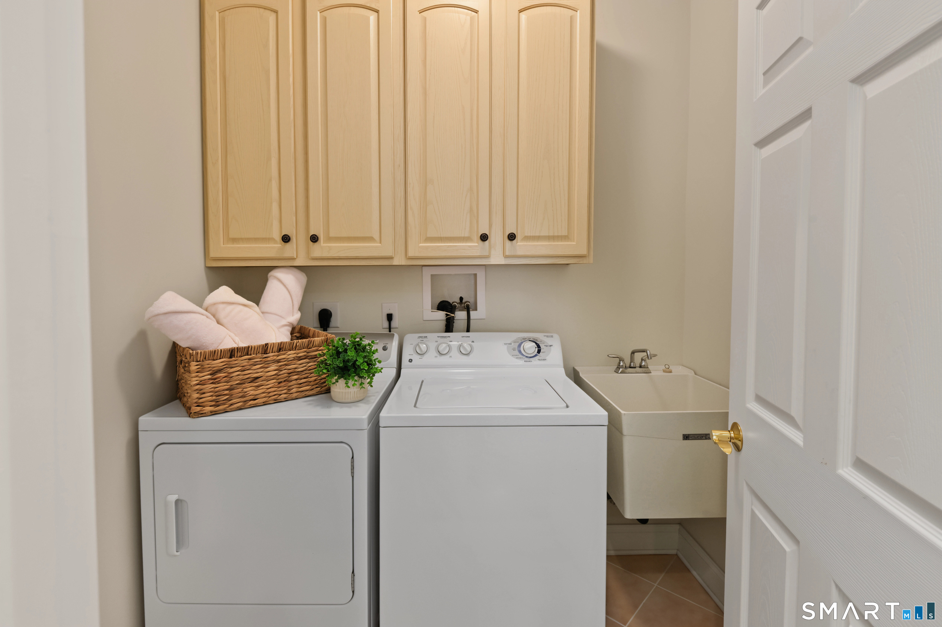 638 Danbury Road Unit #37 photo 12