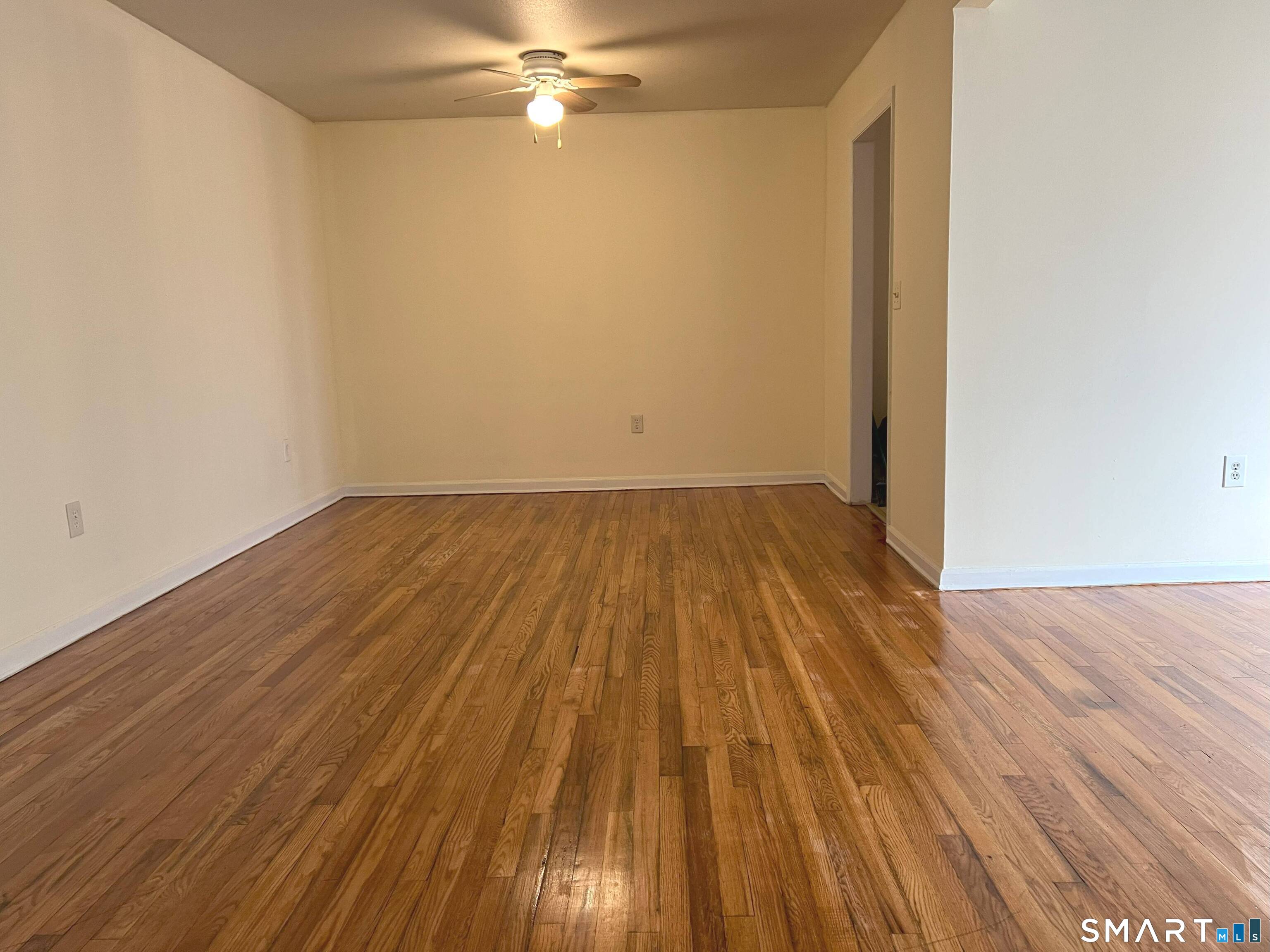 1044 Campwelll Avenue Unit #4A photo 11