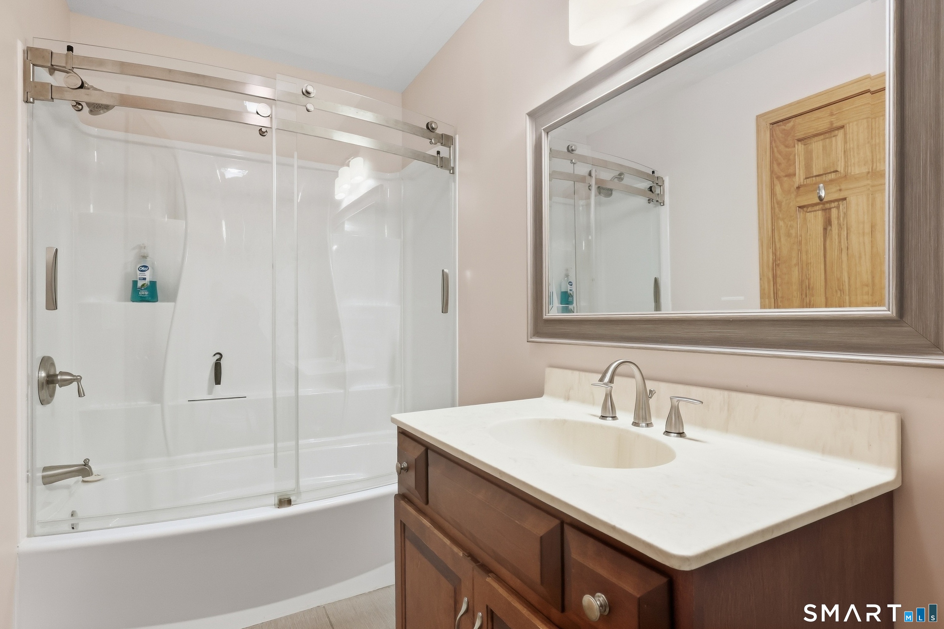 62 Castlewood Lane photo 28