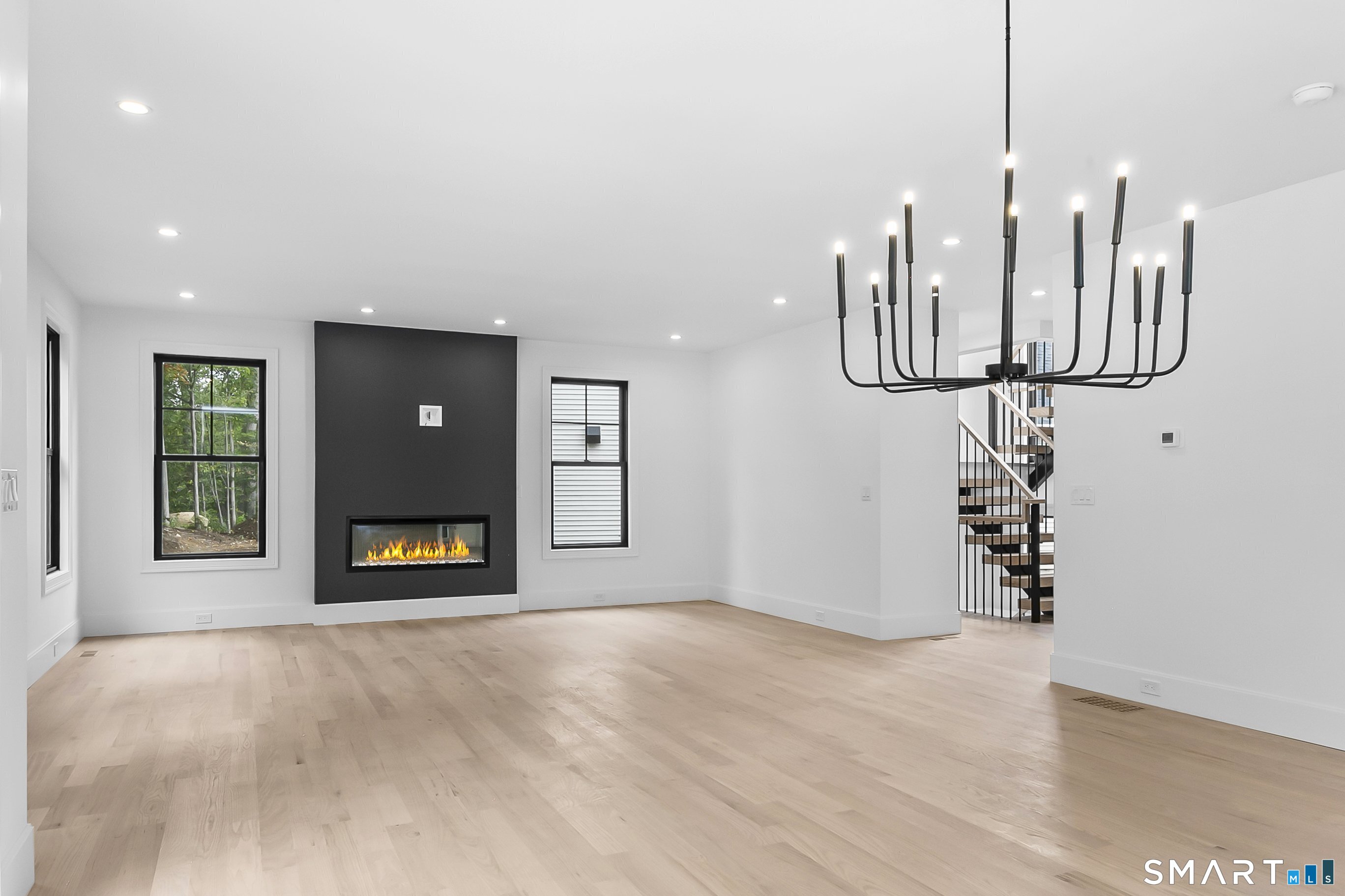 90 Oronoque Hills Road photo 14