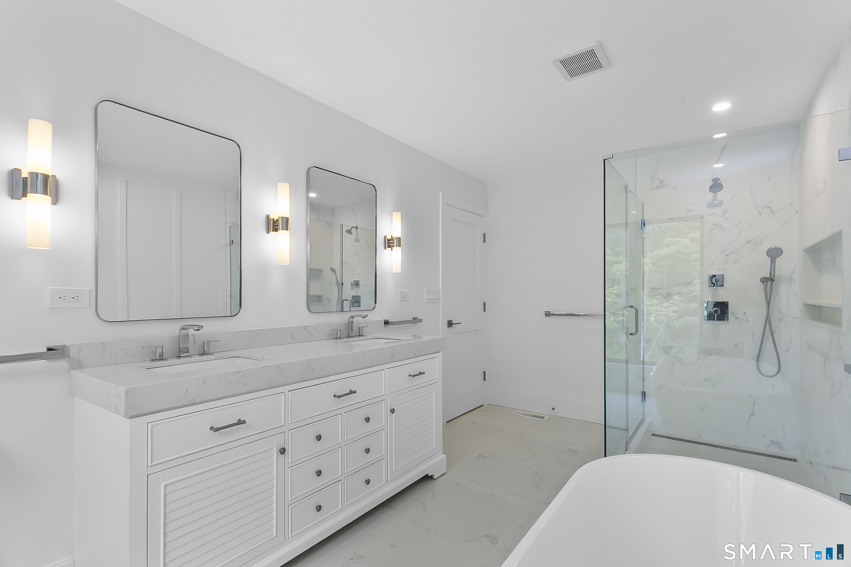 90 Oronoque Hills Road photo 25