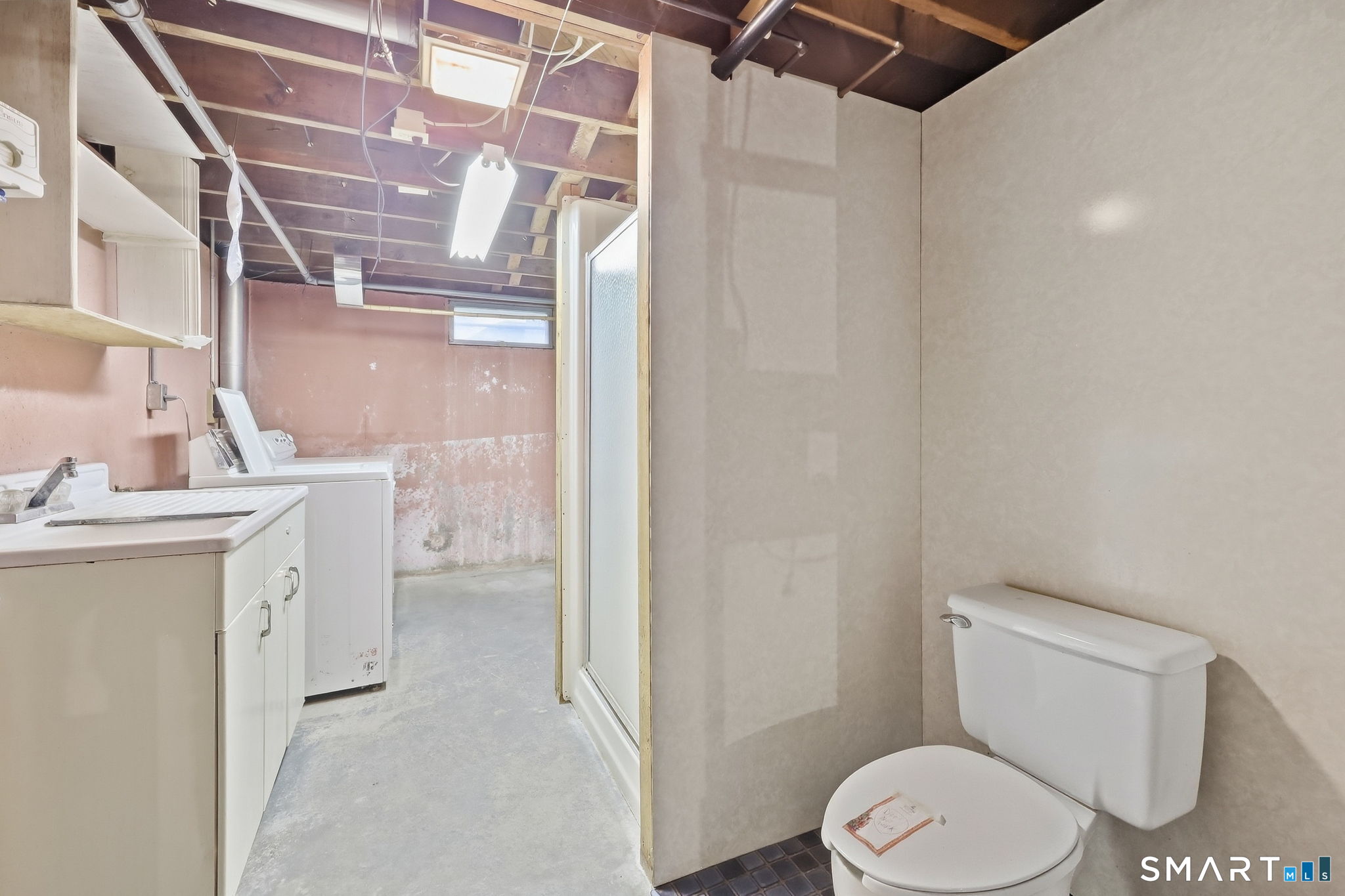 41 Crestwood Drive photo 27