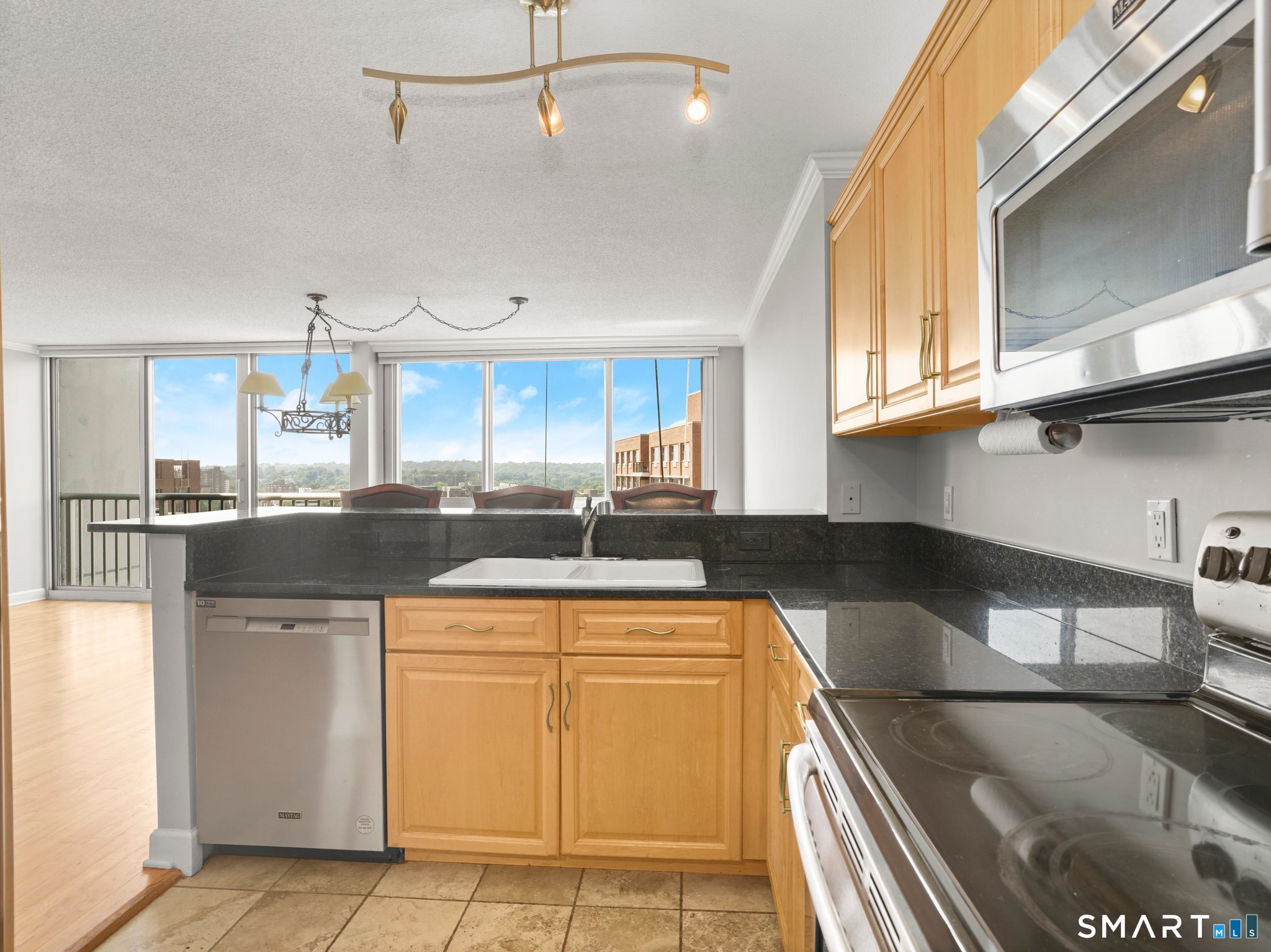1 Strawberry Hill Avenue Unit #12E photo 11