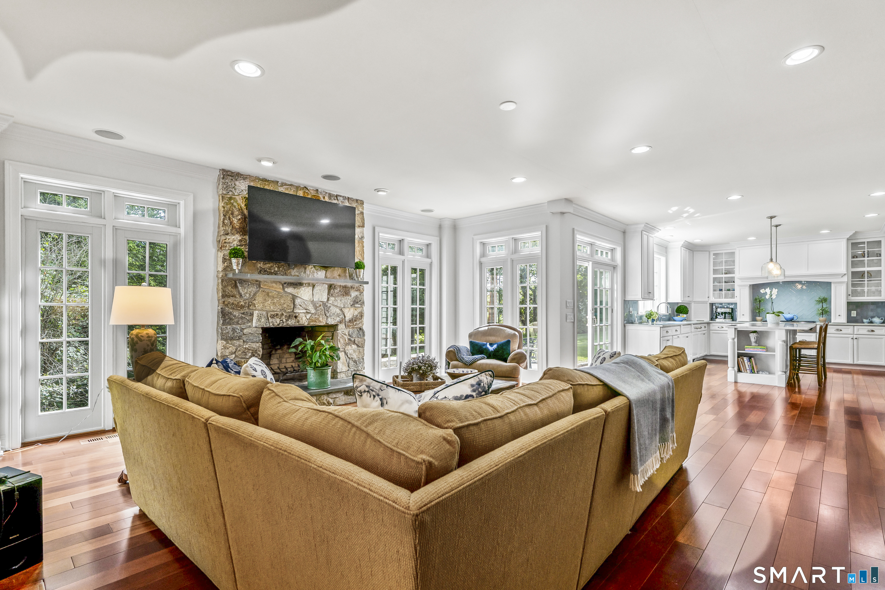 60 Bridle Trail photo 18