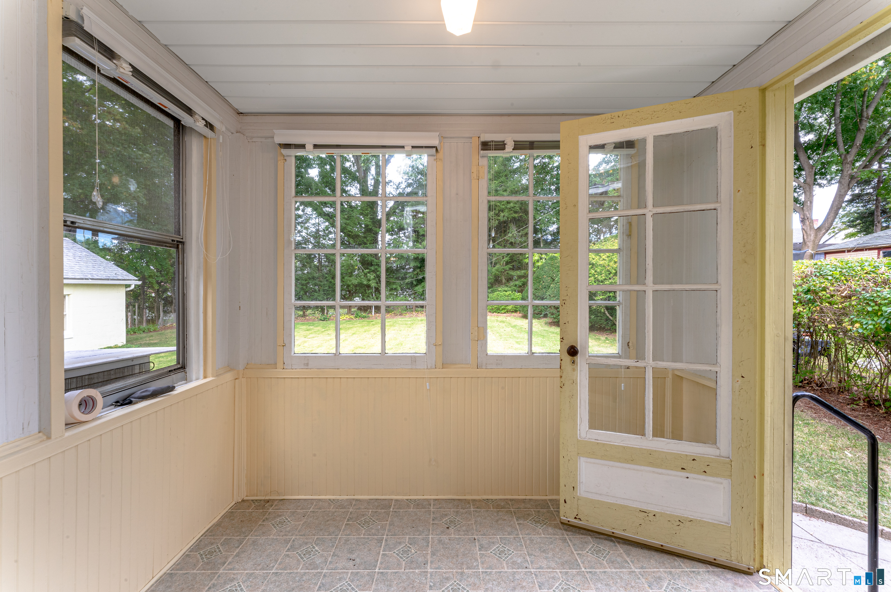 201 Fairlawn Avenue photo 12