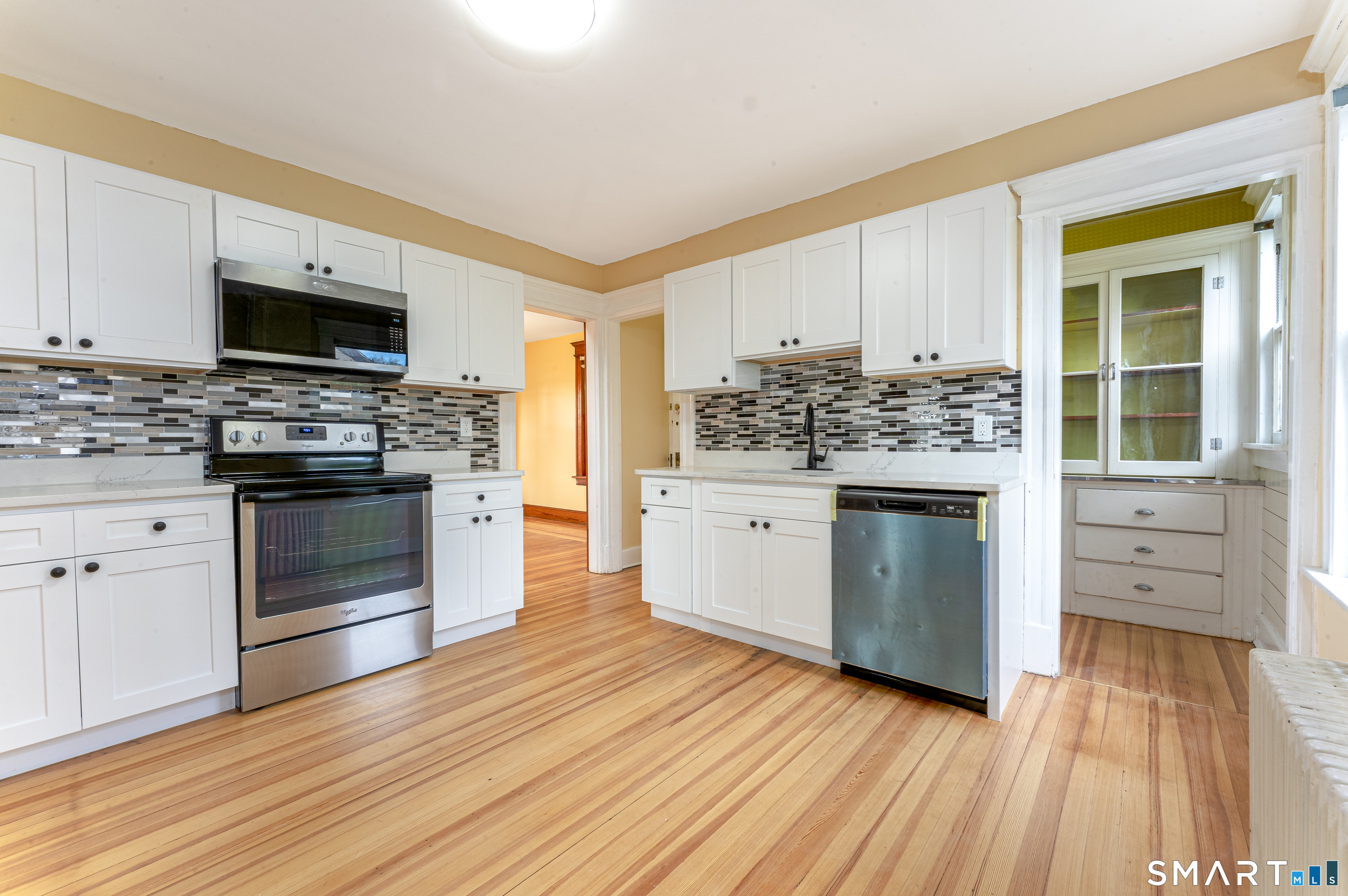 201 Fairlawn Avenue photo 16