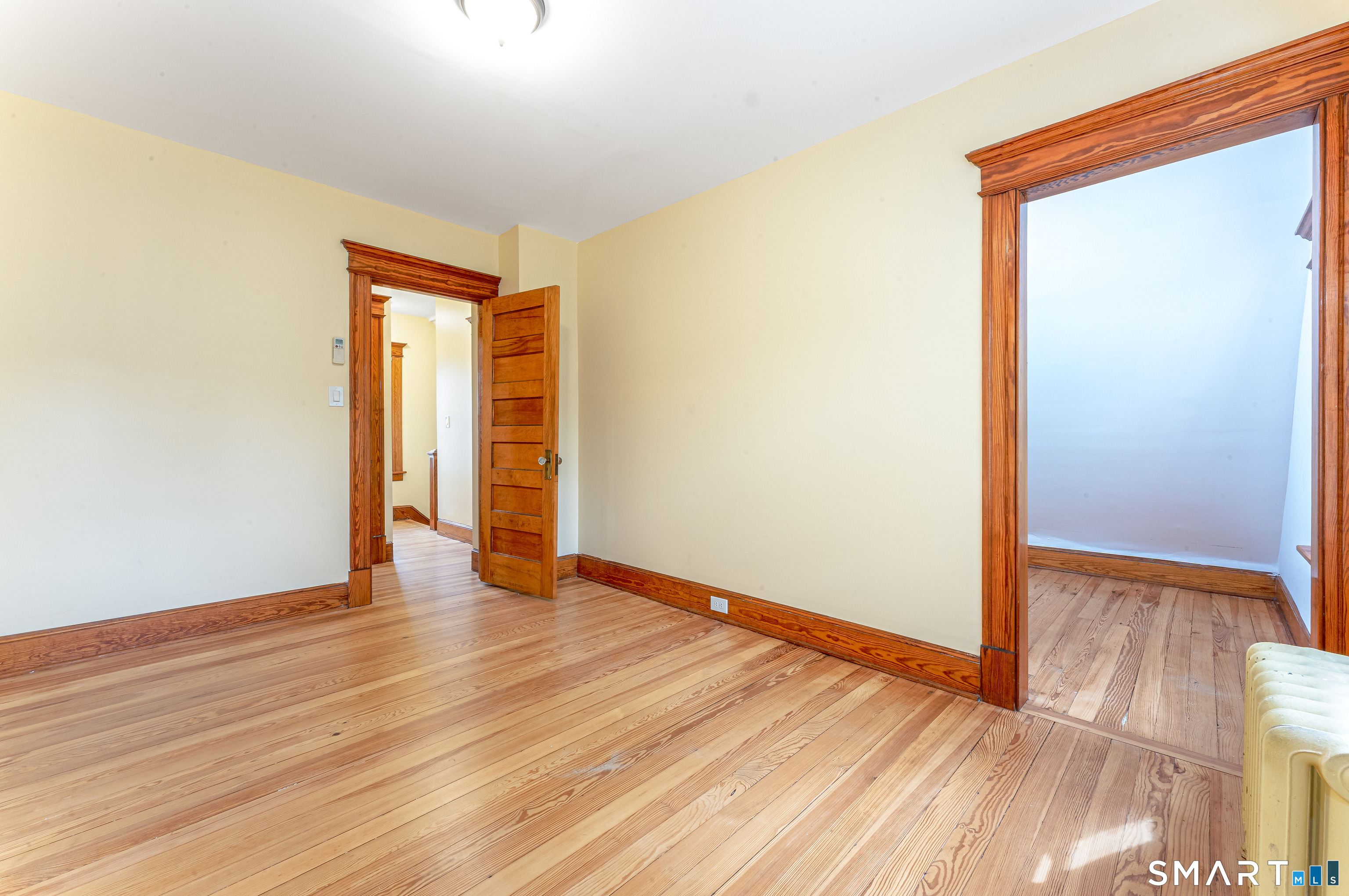 201 Fairlawn Avenue photo 24