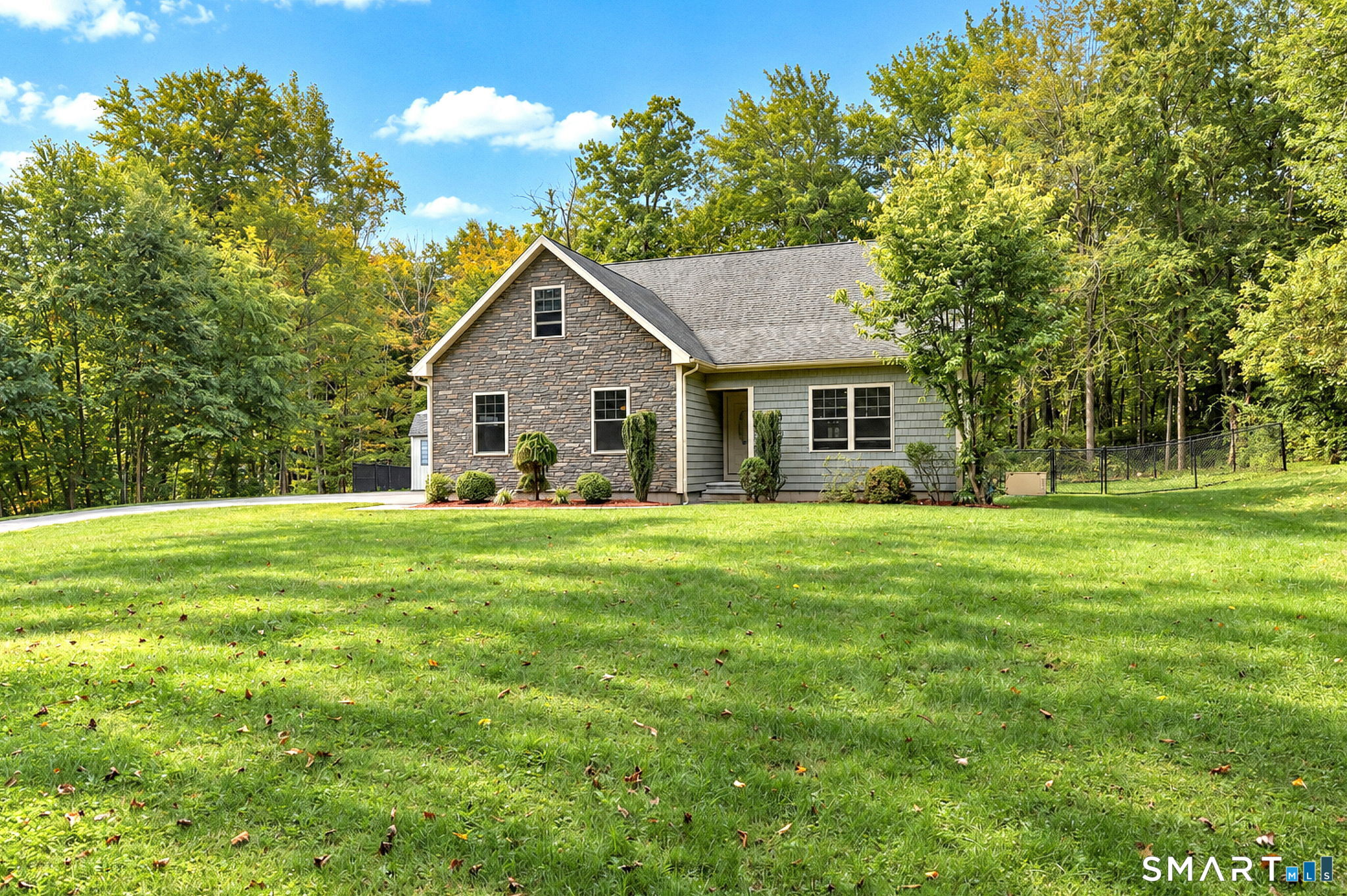 215 Smith Pond Road