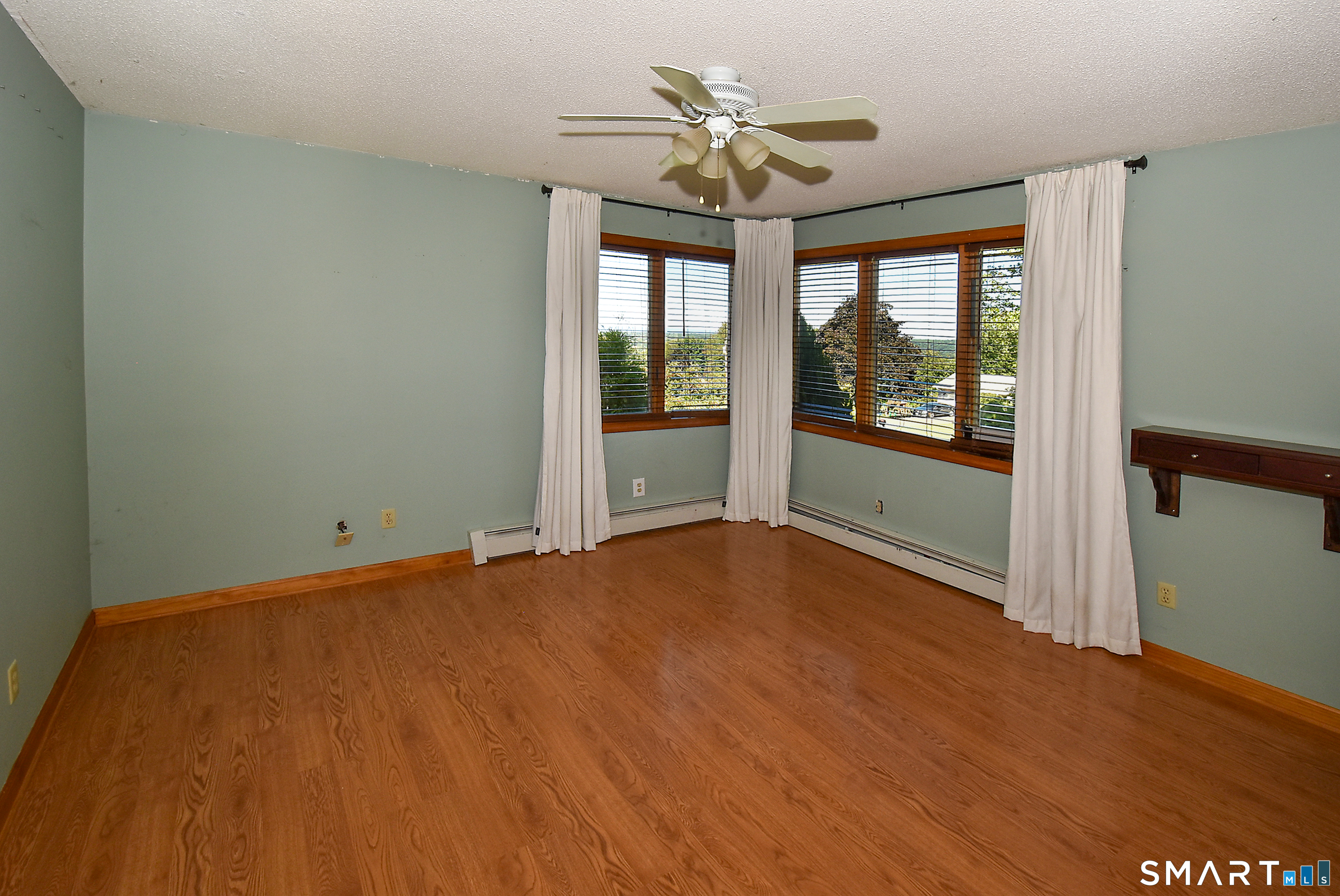 27 Gail Drive photo 31