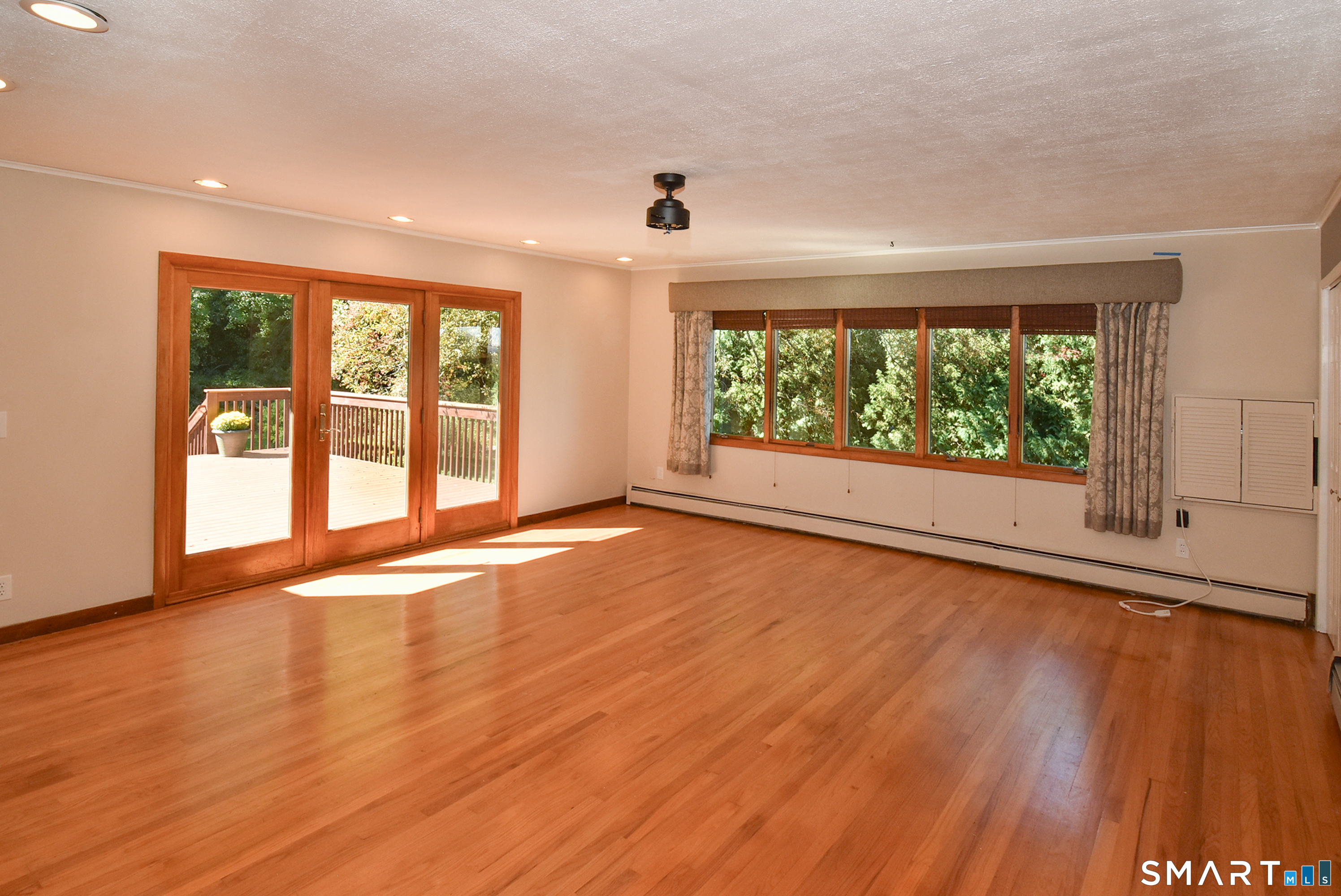 27 Gail Drive photo 7