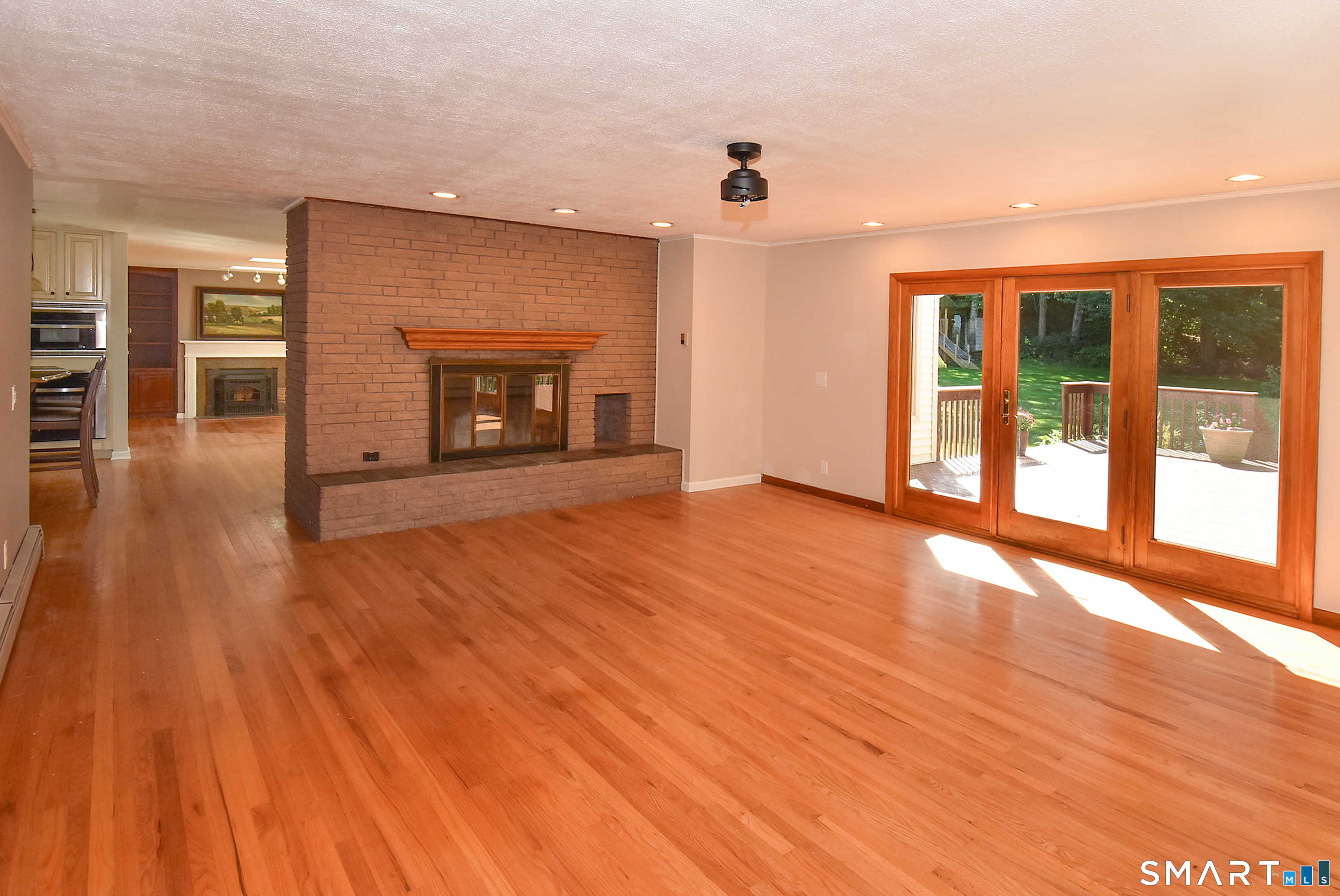27 Gail Drive photo 6