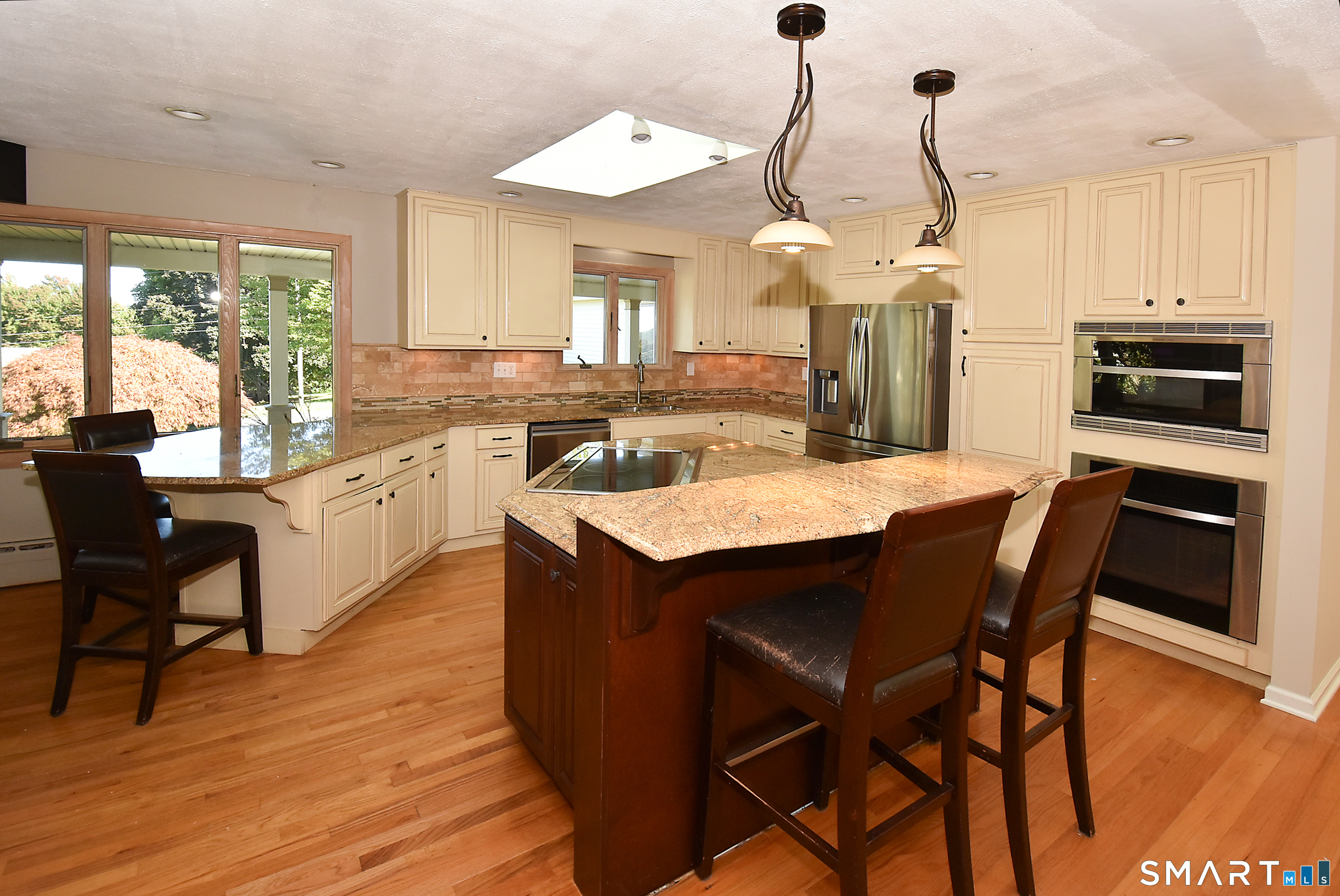 27 Gail Drive photo 12
