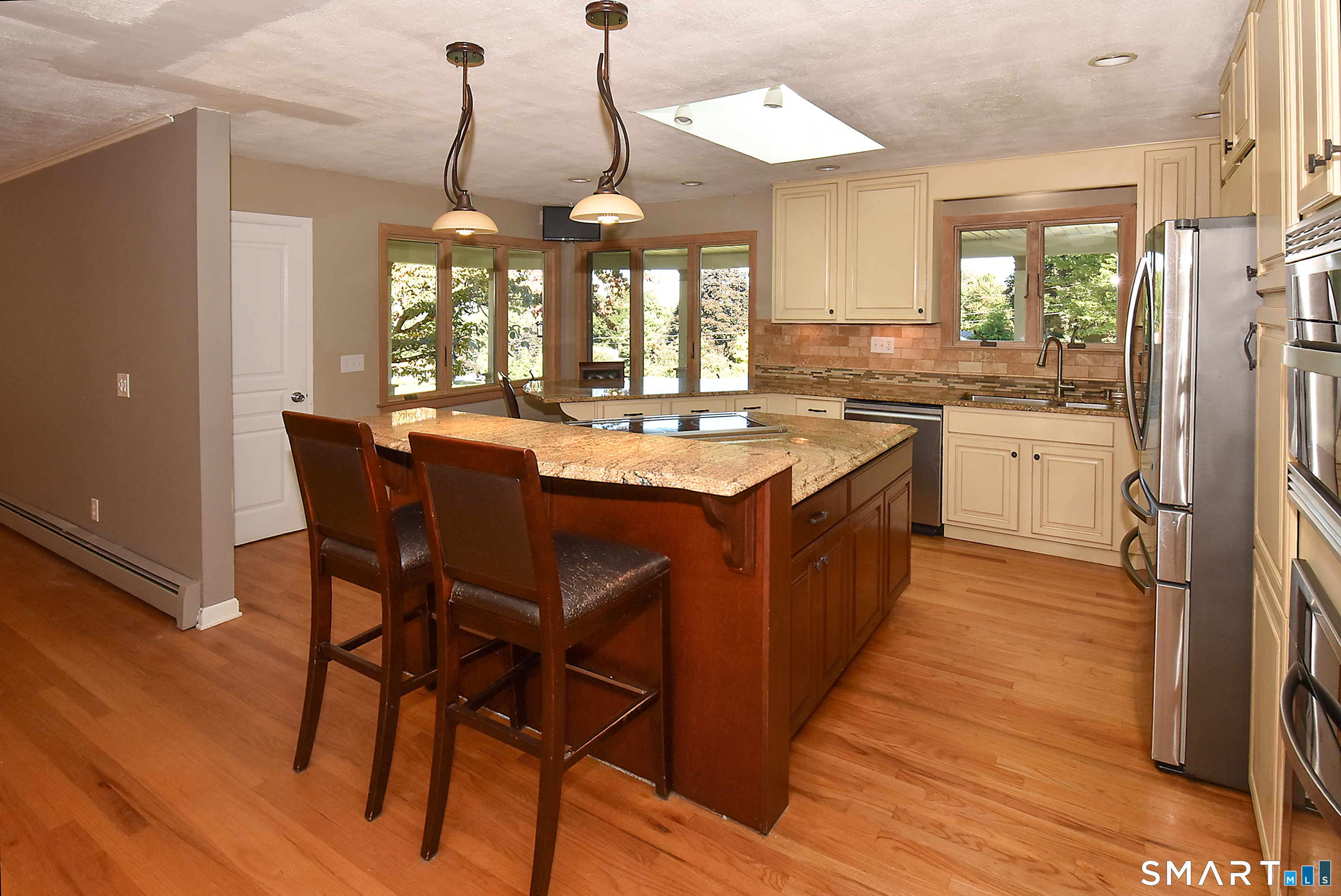 27 Gail Drive photo 11