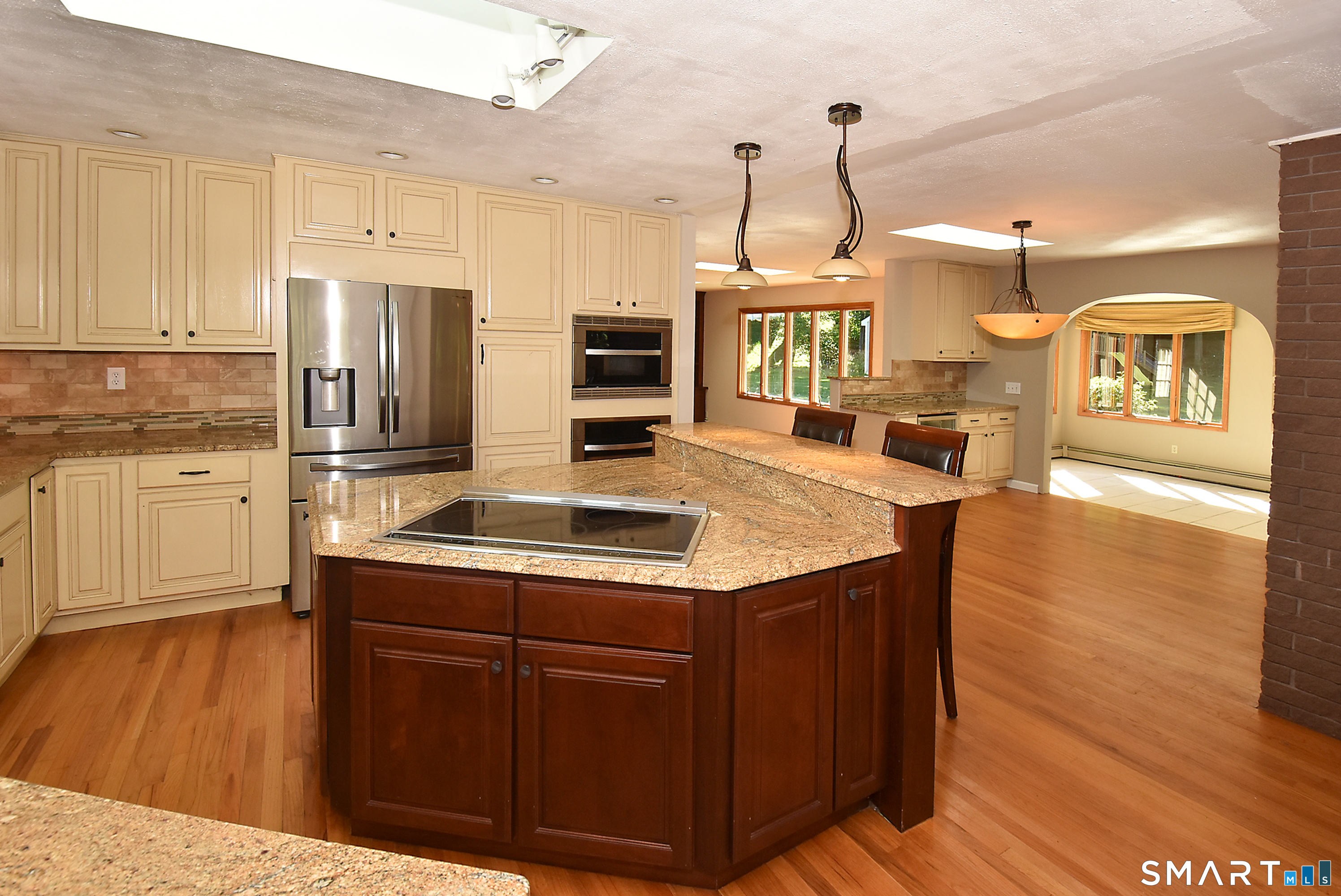 27 Gail Drive photo 10
