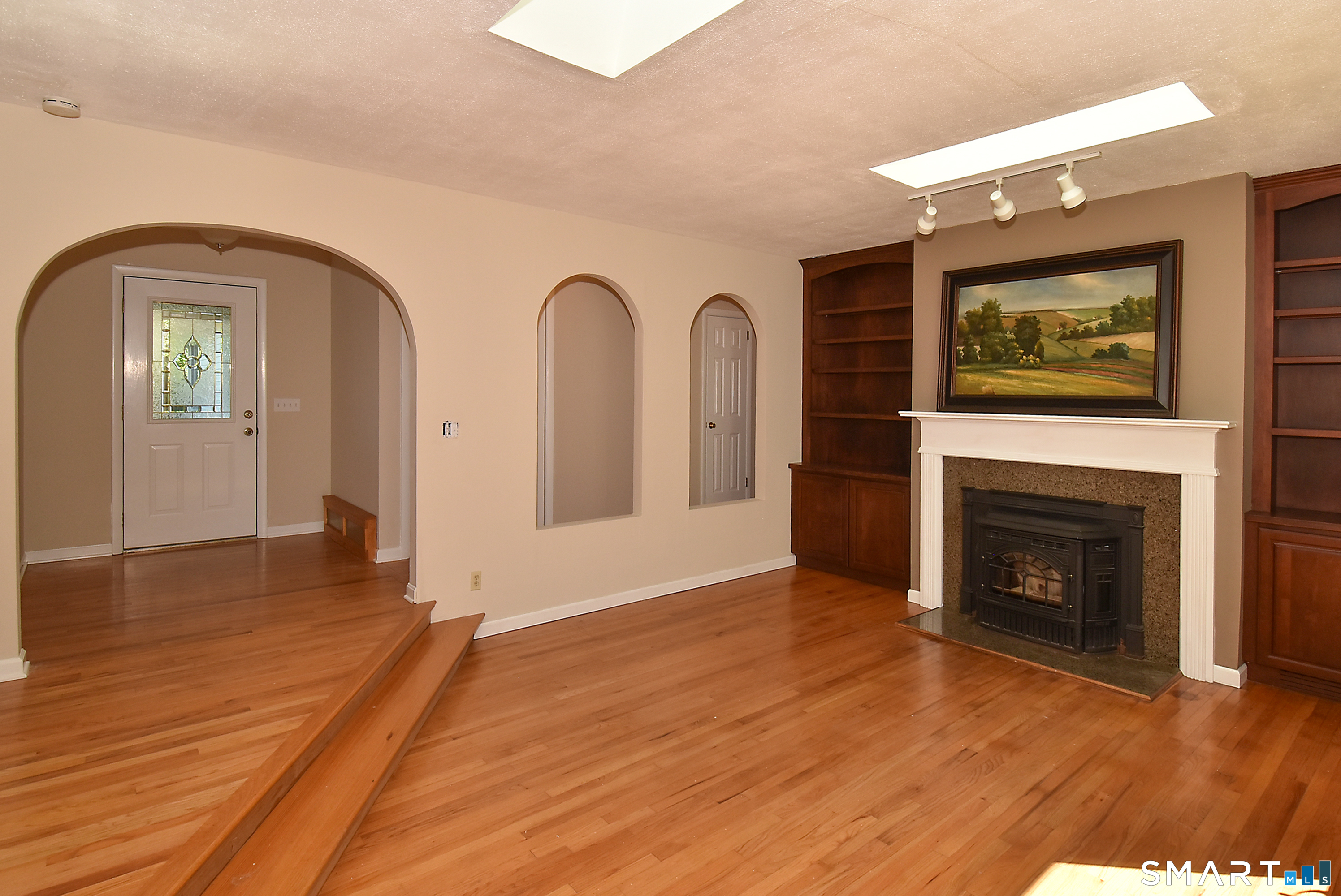27 Gail Drive photo 19