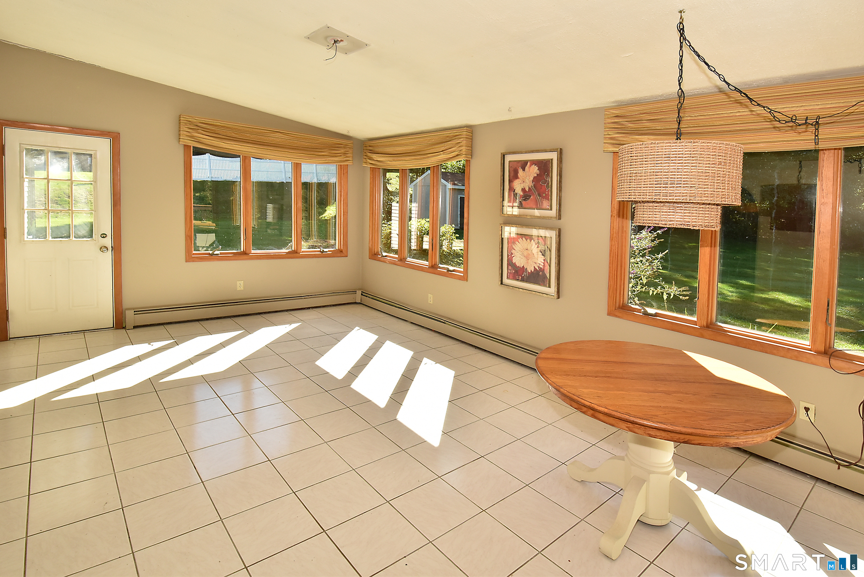 27 Gail Drive photo 15