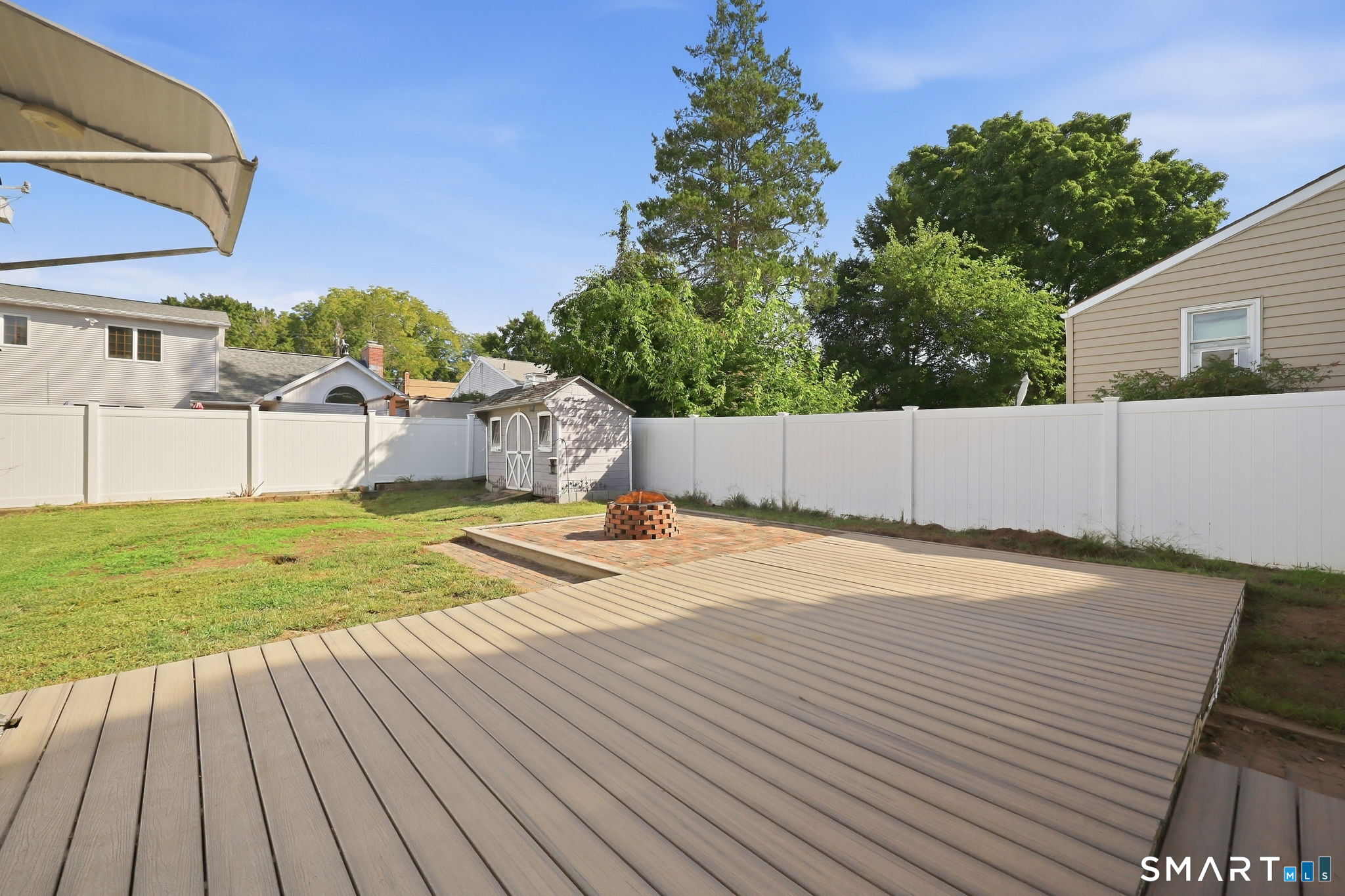 14 Gordon Avenue photo 11