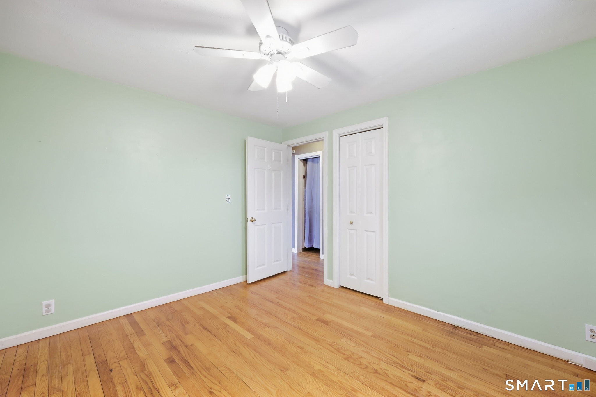 14 Gordon Avenue photo 30