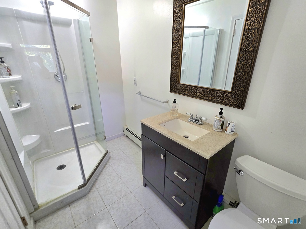 4 Echo Lane photo 18