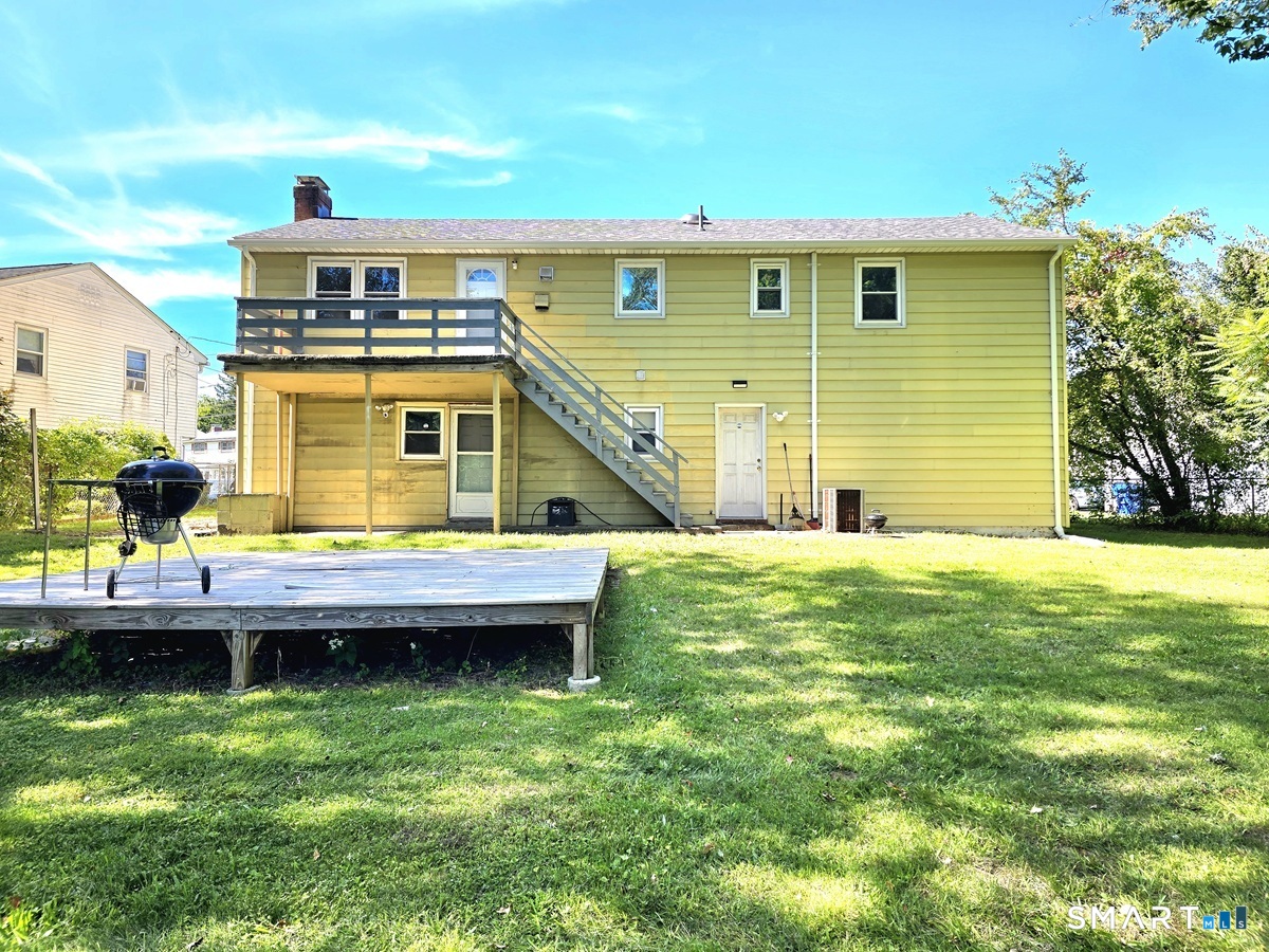 4 Echo Lane photo 27