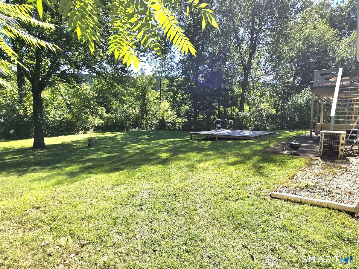4 Echo Lane photo 24