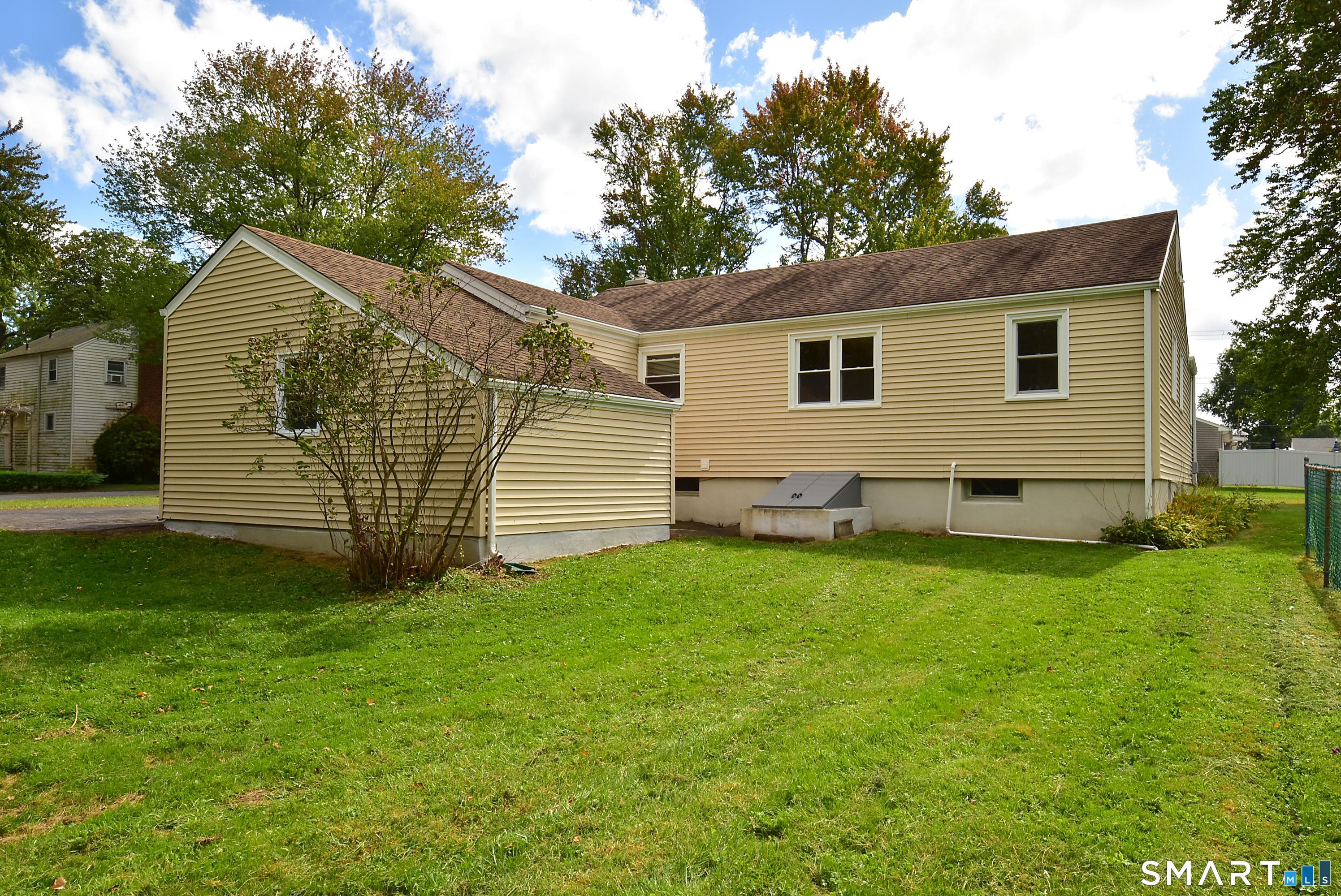 71 Dudley Road photo 39