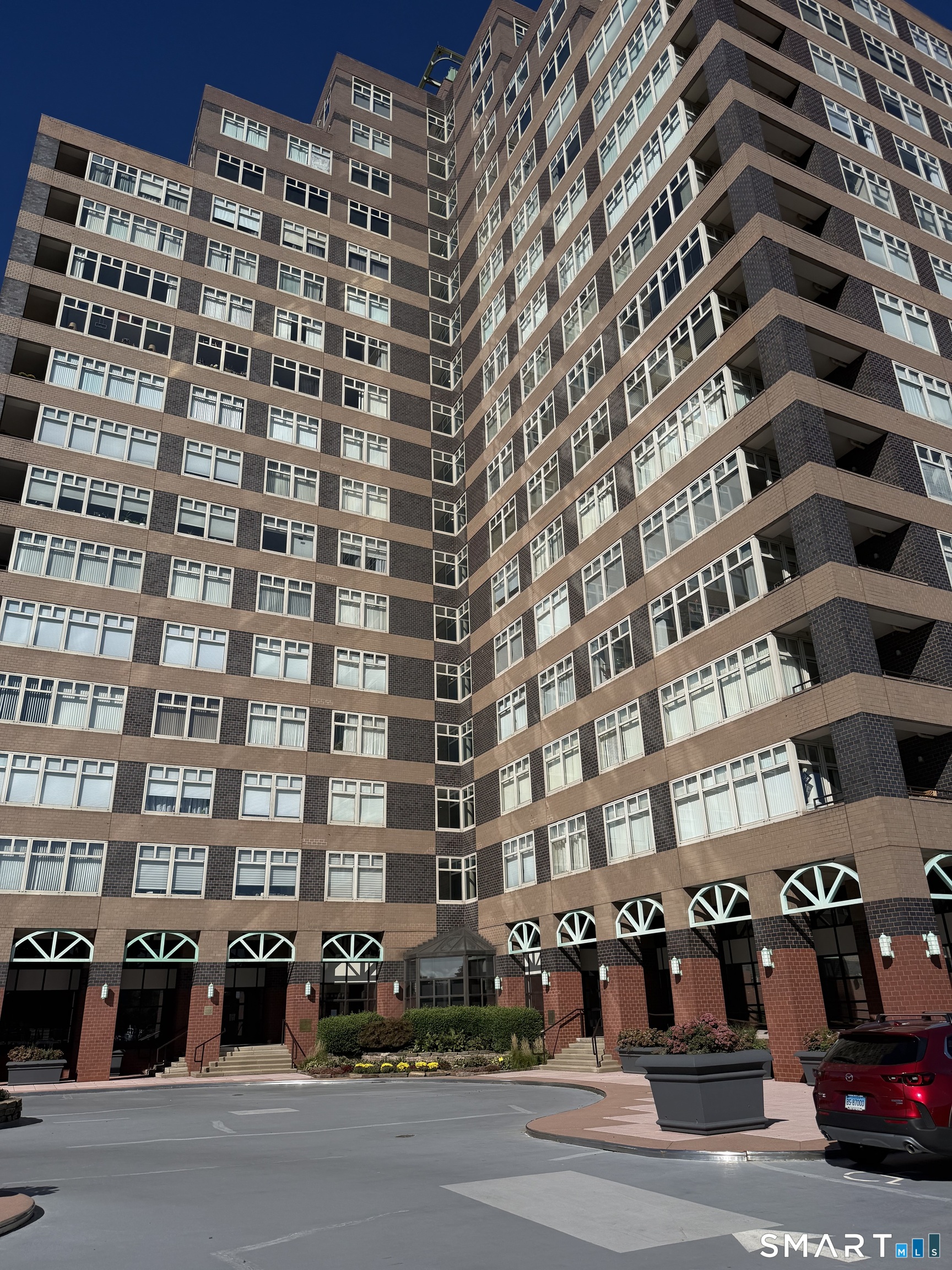 235 East River Drive Unit #1108