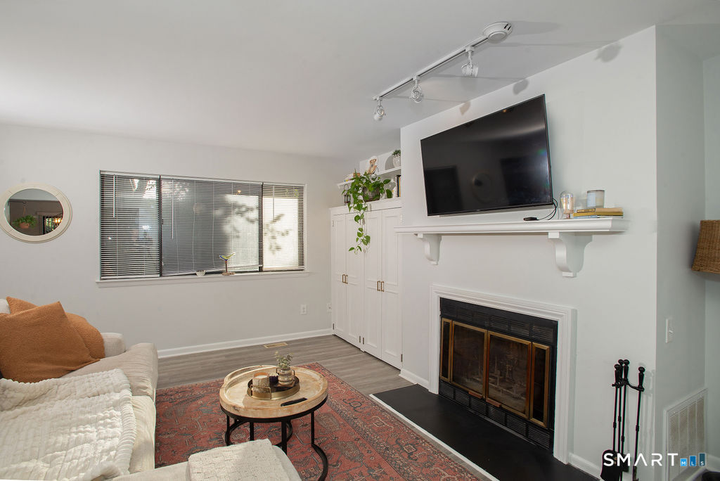 2437 Bedford Street Unit #C18 photo 4