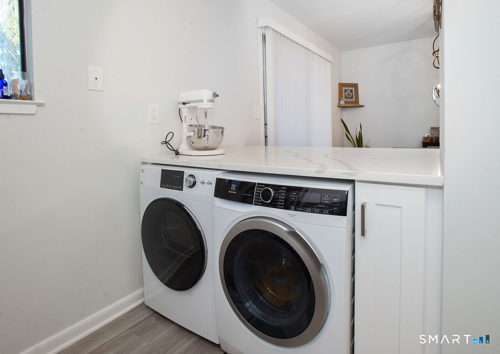 2437 Bedford Street Unit #C18 photo 9