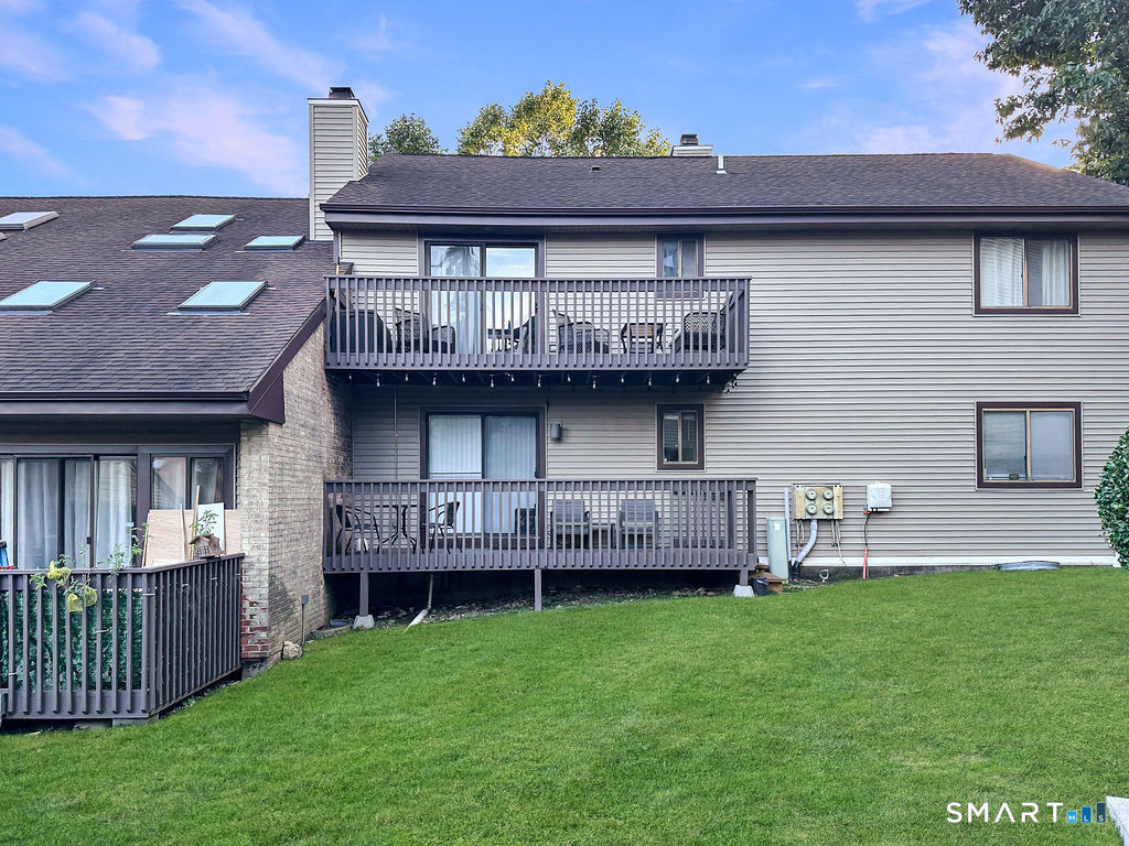 2437 Bedford Street Unit #C18 photo 19