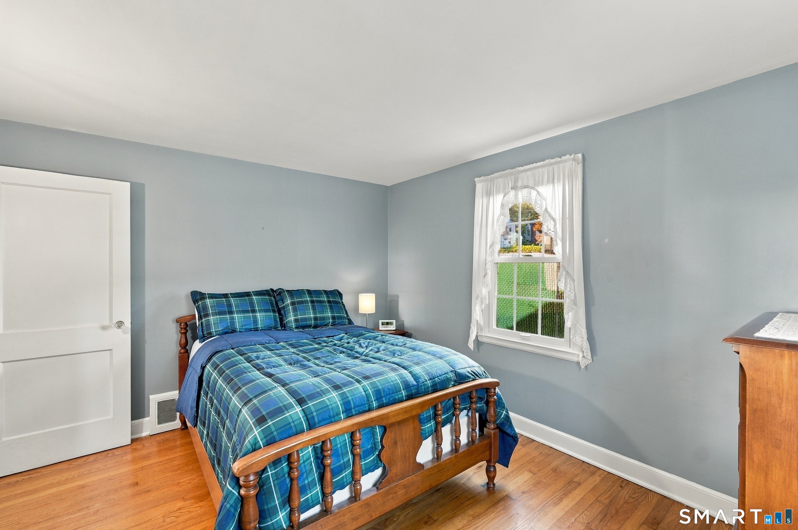 82 McKinley Street photo 15
