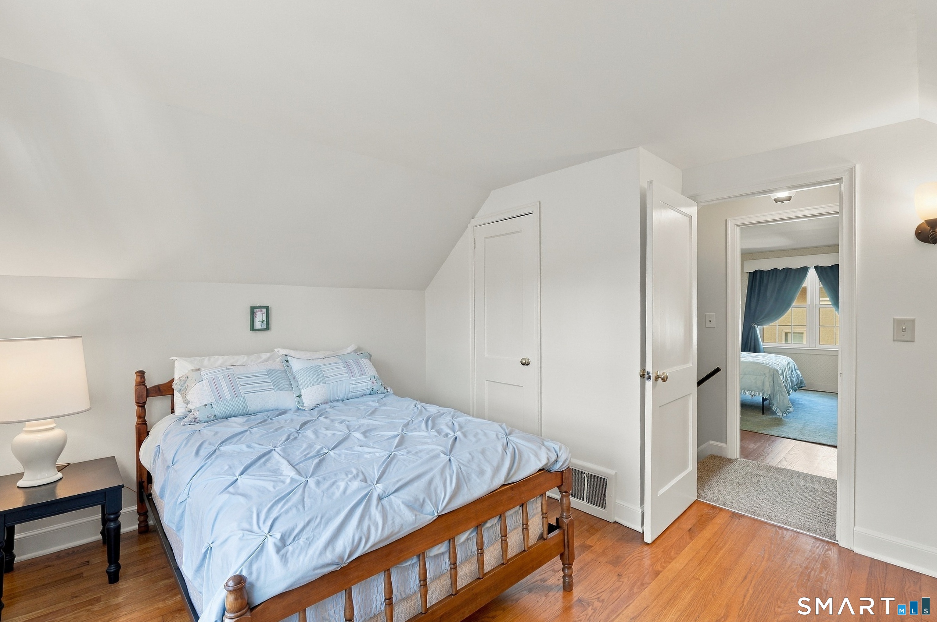 82 McKinley Street photo 20