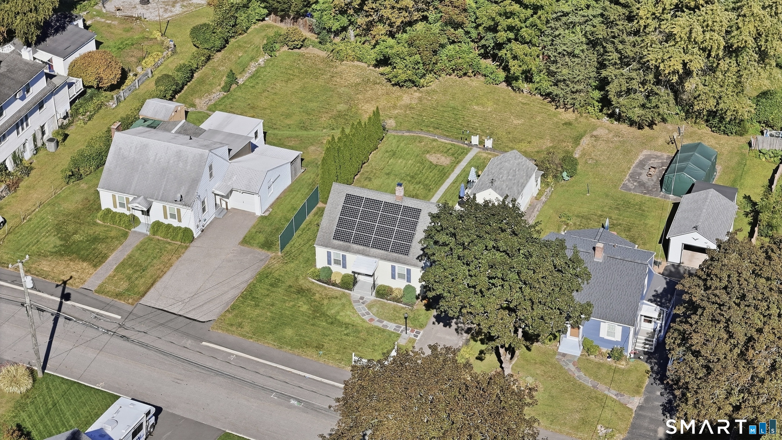 82 McKinley Street photo 33