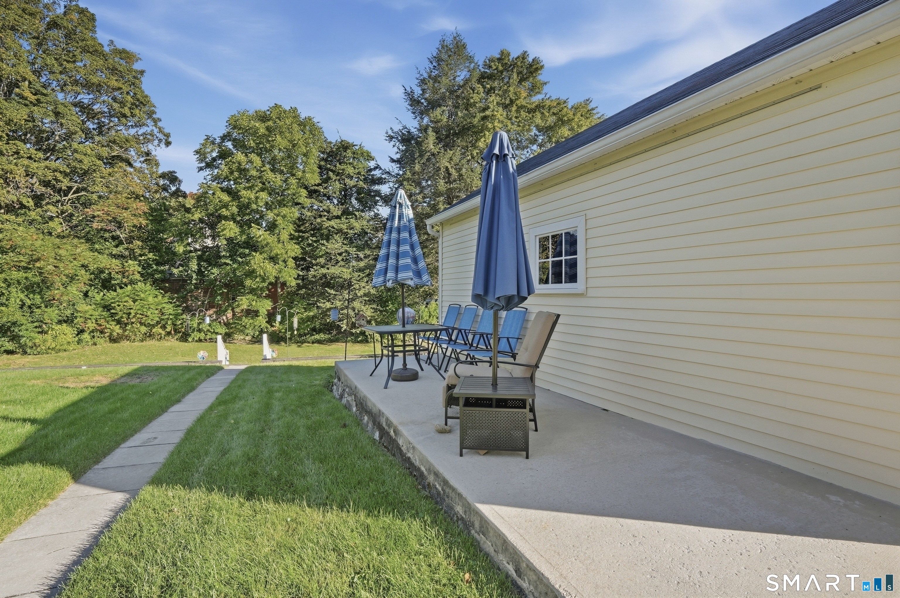82 McKinley Street photo 32