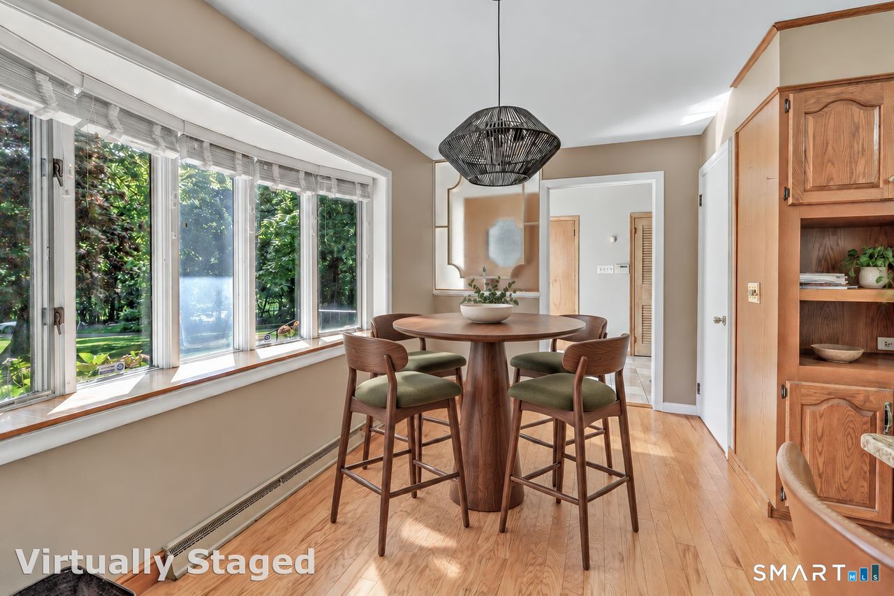10 Lombard Drive photo 14
