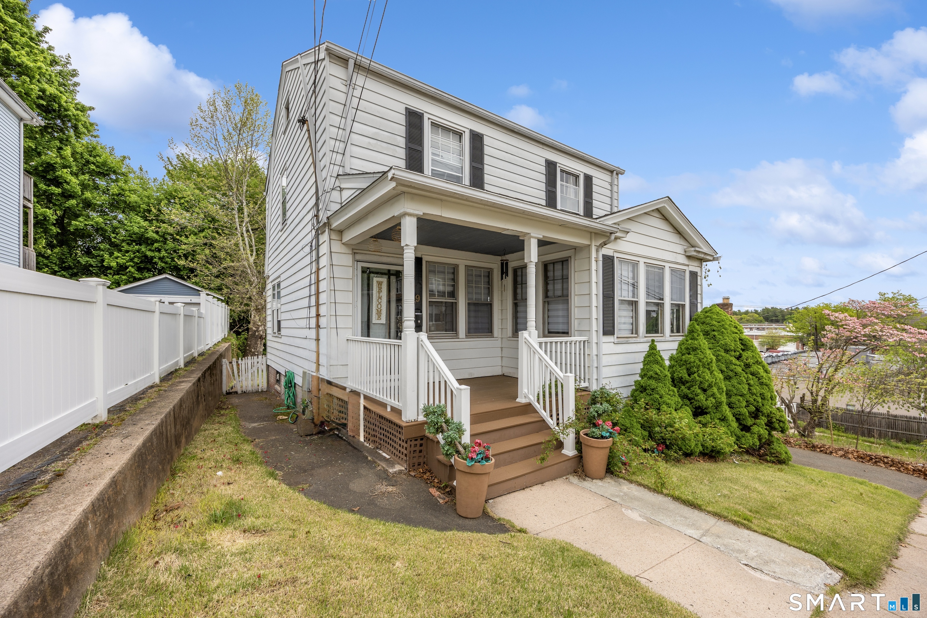 19 Cumley Street photo 2