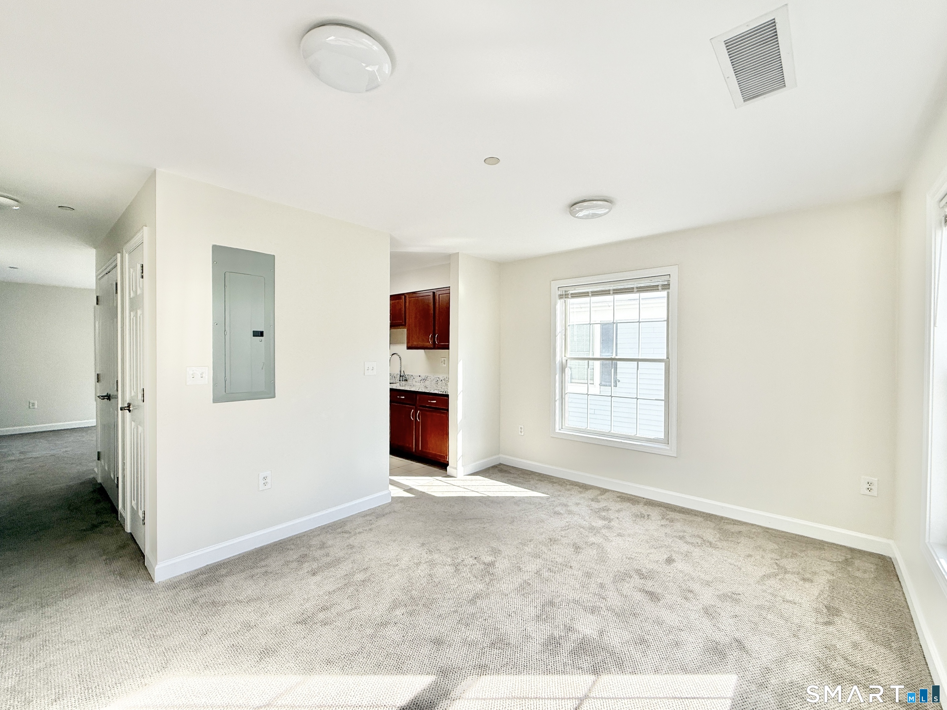 37 Fairfield Avenue, Stamford, Connecticut photo 4
