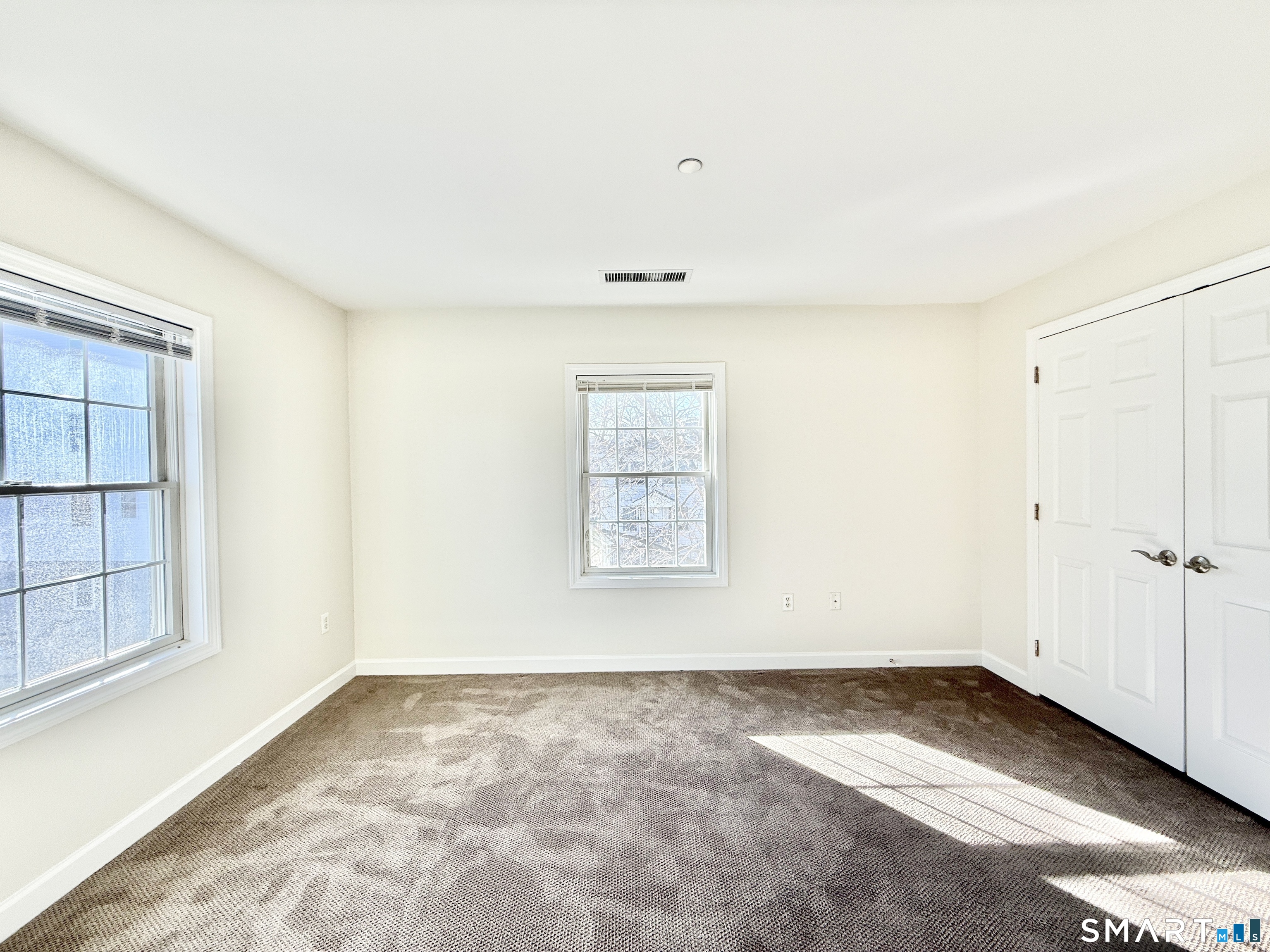 37 Fairfield Avenue photo 12